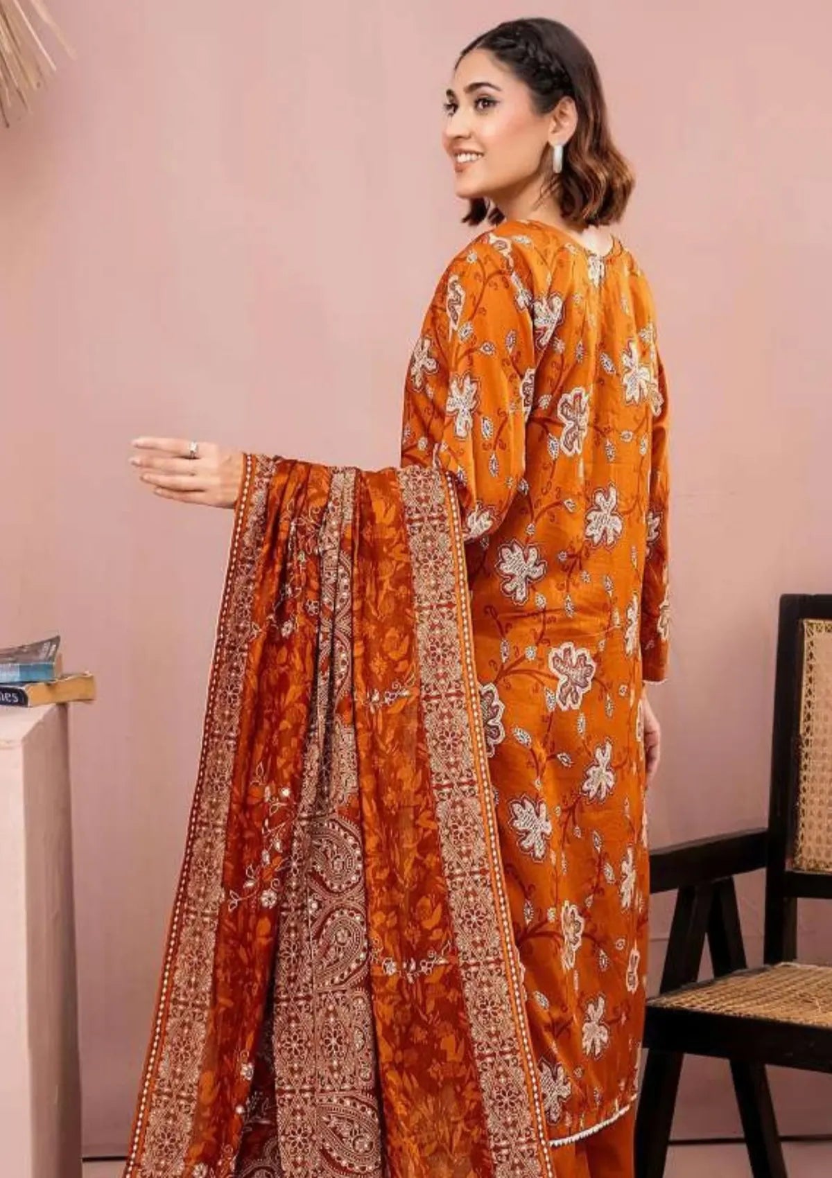 mohsin-saeed-fabrics-is-selling-online-and-in stores-Luxury-daily-wear-wedding-wear-formal-wear-in-budgeted-price-This-product-is-from-zesh-printed-lawn25-drop-27-artical-06-is-available-on-Mohsin-saeed-fabrics-website.