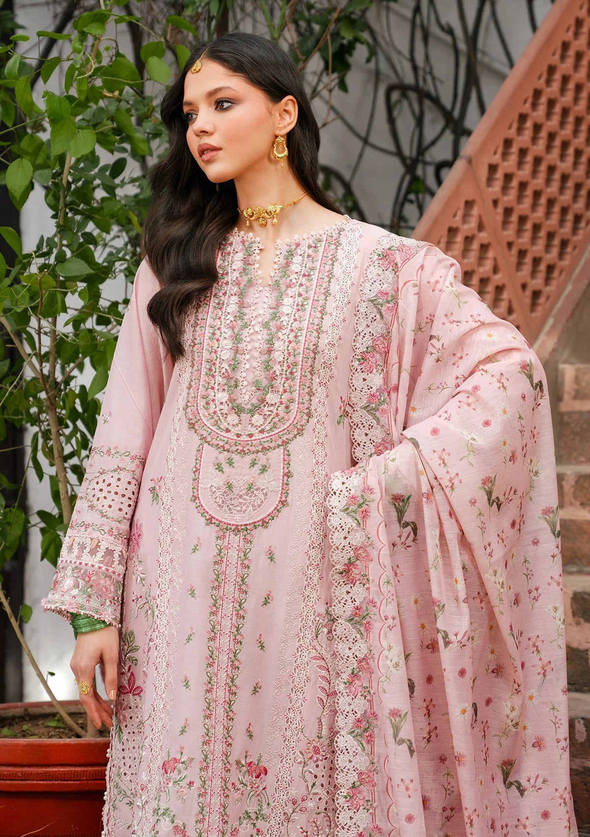 Kahf EK Fasana Luxury Lawn'26 KLB-3A DILNASHEEN
