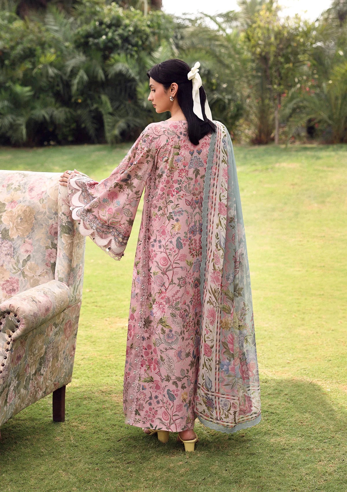 mohsin-saeed-fabrics-is-selling-online-and-in stores-Luxury-daily-wear-wedding-wear-formal-wear-in-budgeted-price-This-product-is-from-elaf-belladore-prints-lawn26-epa-03a-chessa is-available-on-Mohsin-saeed-fabrics-website.