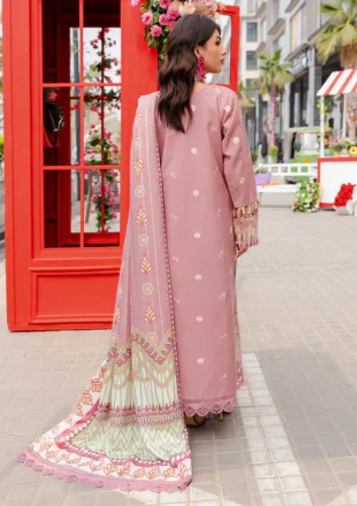 Parishay Nuray-e-Nazar Winter'23 NNF-04 - Mohsin Saeed Fabrics