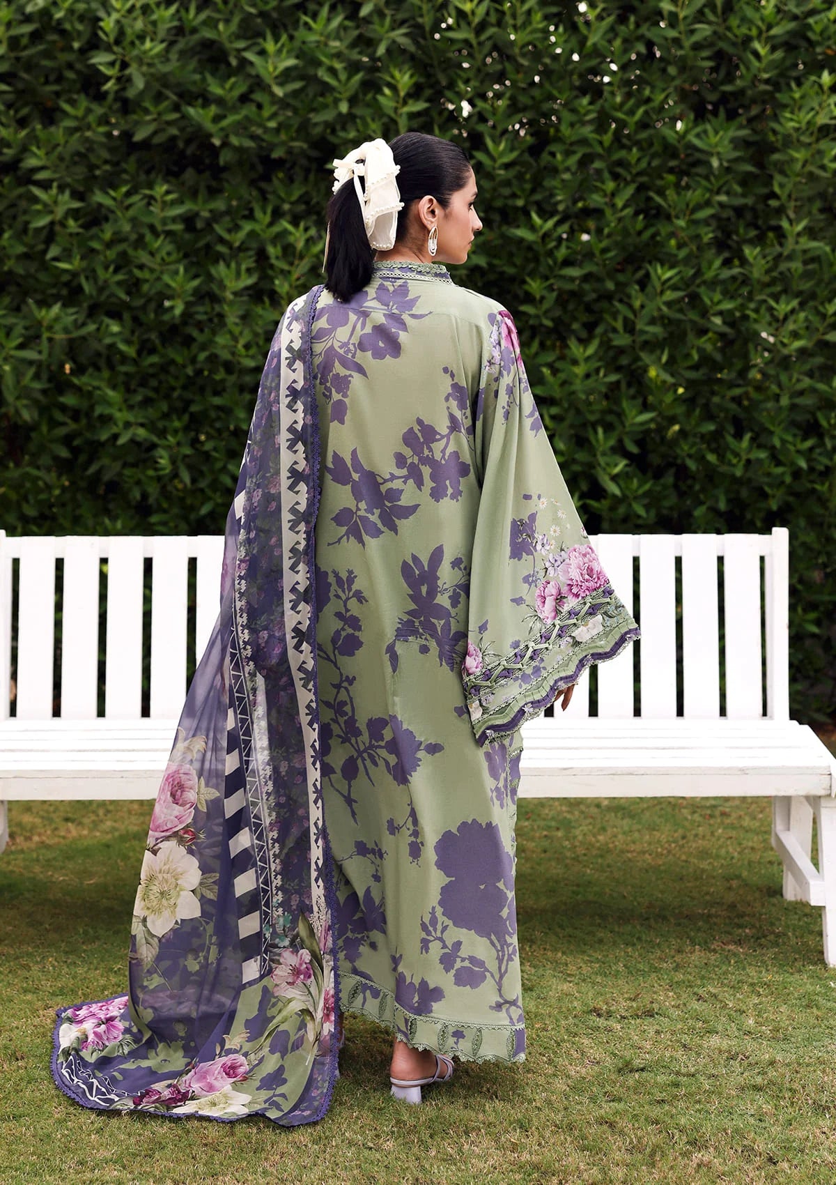 mohsin-saeed-fabrics-is-selling-online-and-in stores-Luxury-daily-wear-wedding-wear-formal-wear-in-budgeted-price-This-product-is-from-elaf-belladore-prints-lawn26-epa-04b-vienna is-available-on-Mohsin-saeed-fabrics-website.