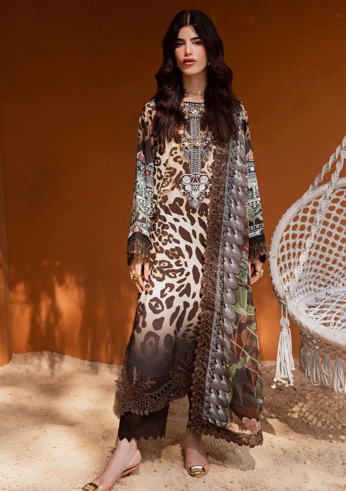 mohsin-saeed-fabrics-designer-daily-wear-formal-and-wedding-suits-within-budget-This-product-is-from-nureh-gardenia-viscose-slub-linen25-nwg-85-is-available-on-Mohsin-saeed-fabrics-website.