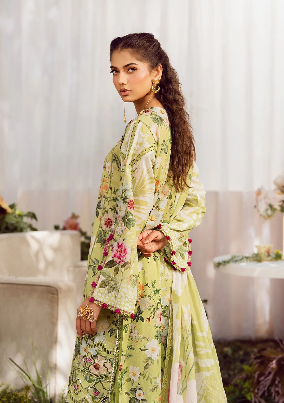 mohsin-saeed-fabrics-designer-daily-wear-formal-and-wedding-suits-within-budget-This-product-is-from-elaf-prints-lawn25-vol-2-eps-5a-lush-radiance-is-available-on-Mohsin-saeed-fabrics-website.