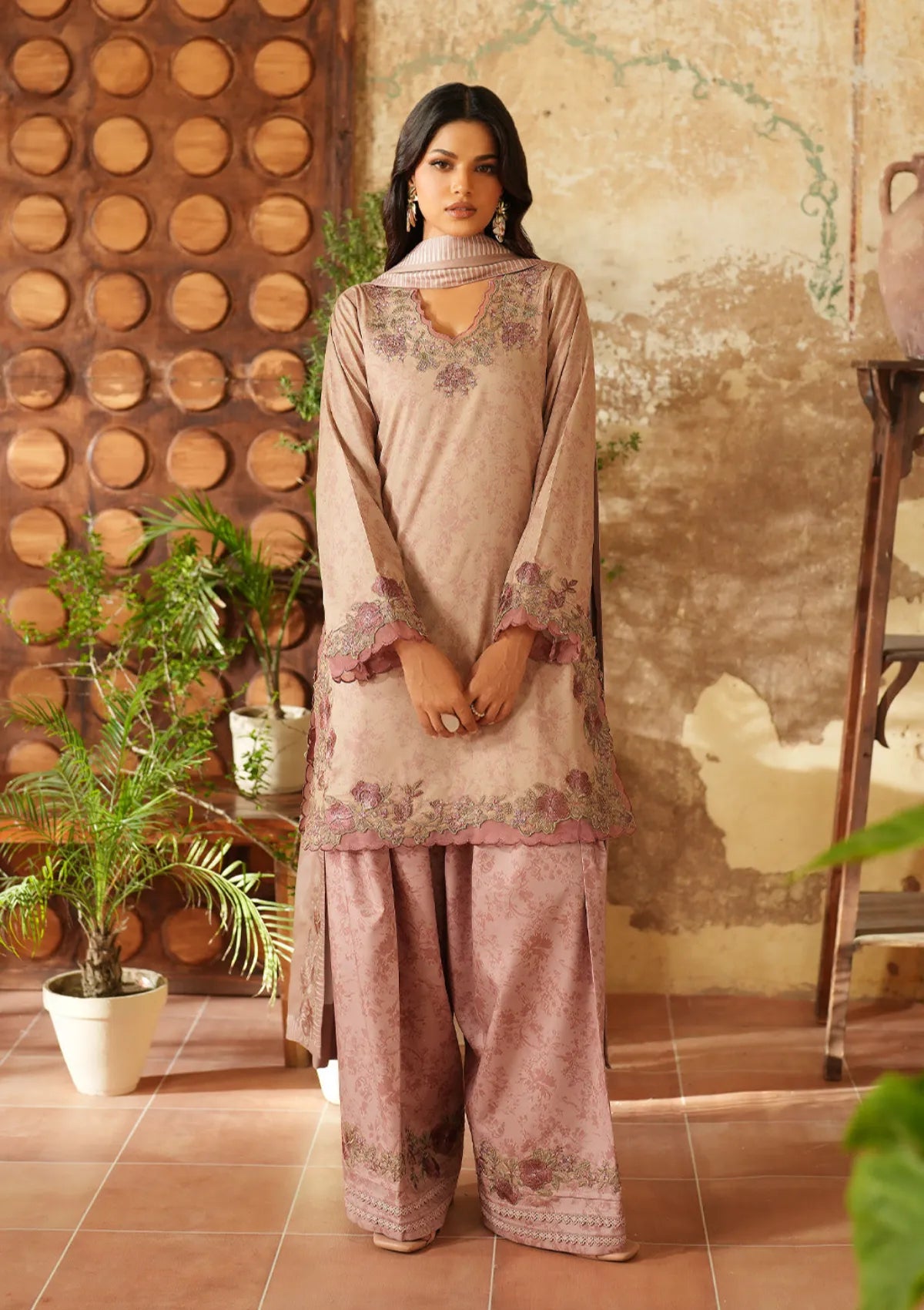 Iznik Pre-Fall'25 IPF-09