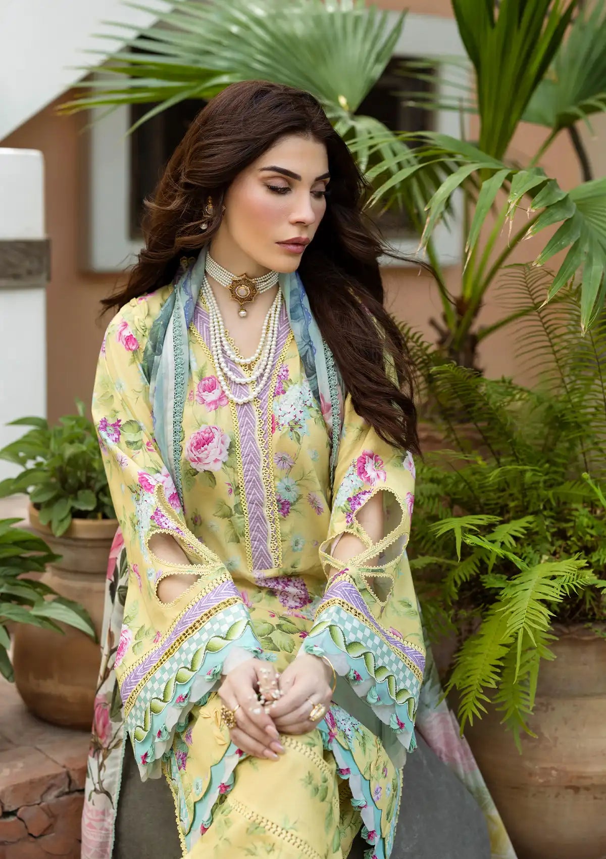 mohsin-saeed-fabrics-designer-daily-wear-formal-and-wedding-suits-within-budget-This-product-is-from-elaf-prints-lawn25-ecd-05b-saff-rose-is-available-on-Mohsin-saeed-fabrics-website.
