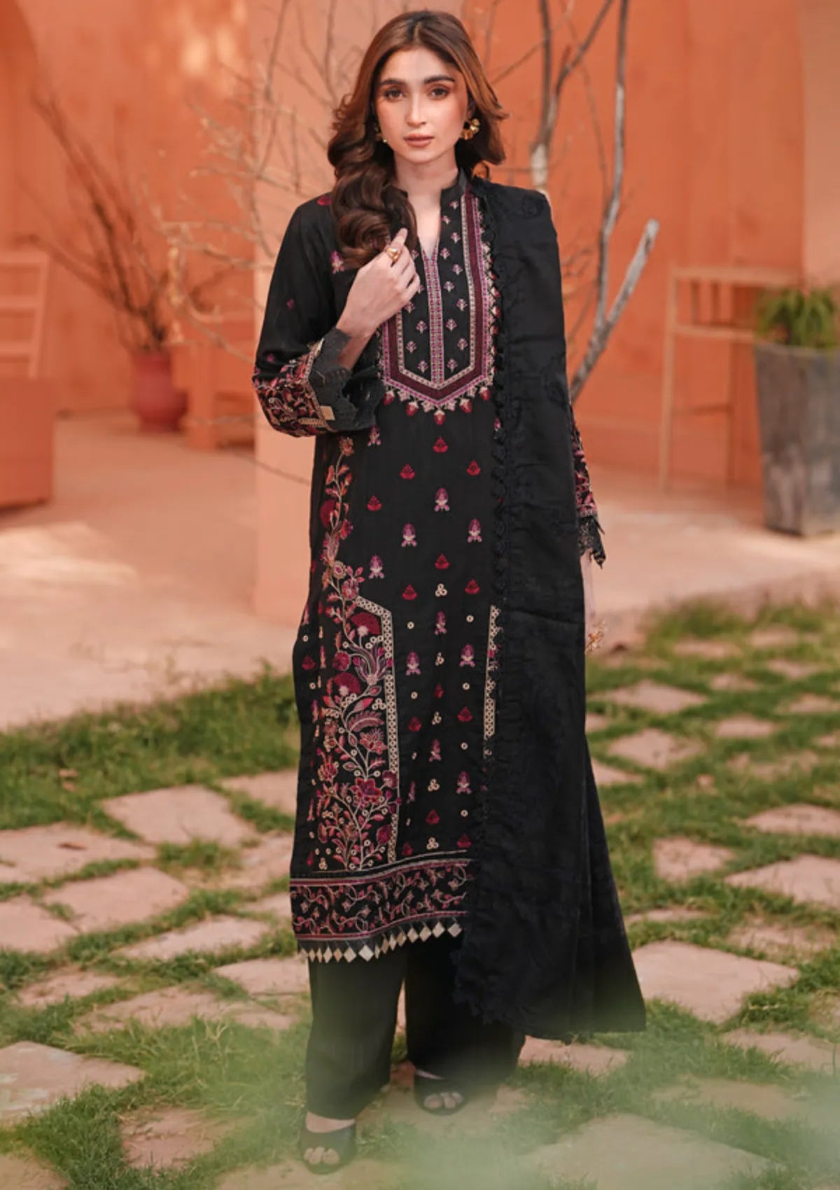 Johra Bloom Winter'25 JW-595