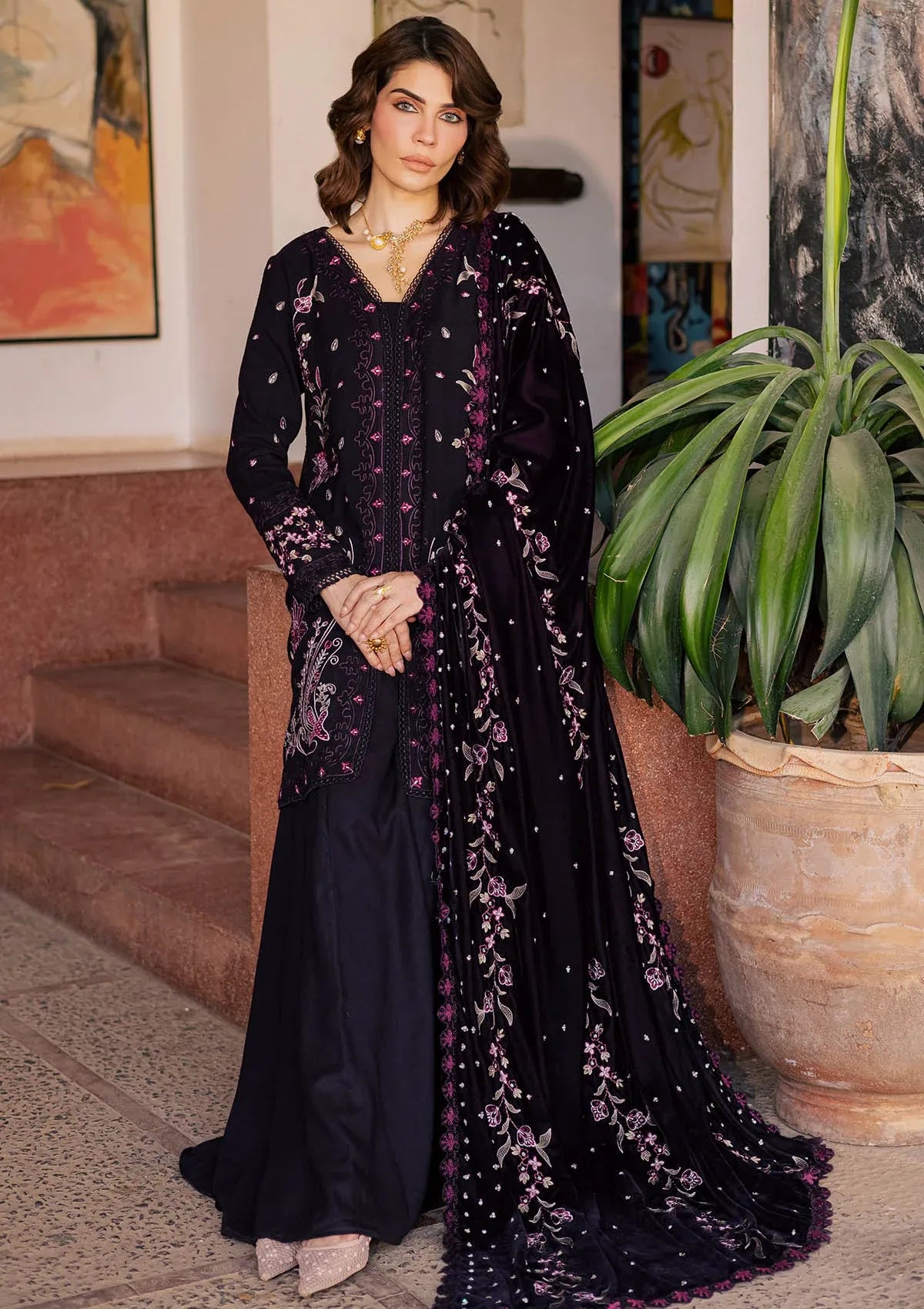 Nureh Exclusive Luxury Velvet Shawl'25 NE-182