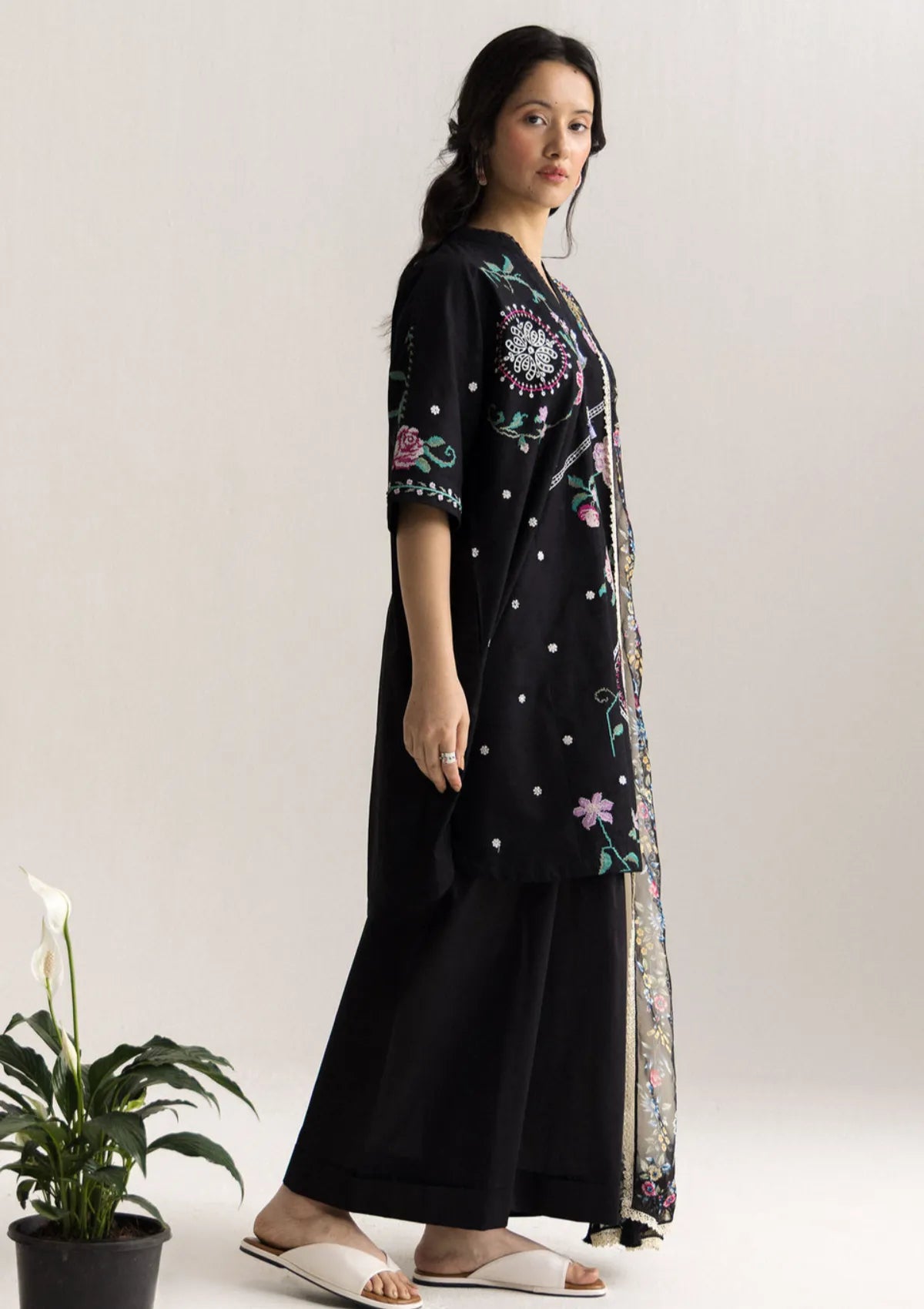 Coco By Zara Shahjahan Edit'2 Lawn'26 D-06A Ines