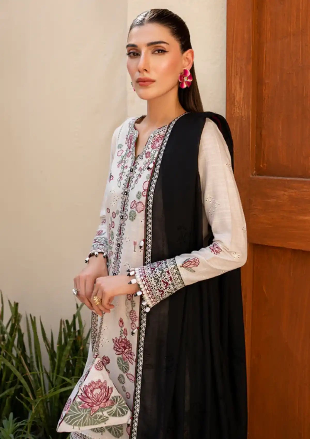 Jazmin Iris Eid Lawn'24 D-08 - Mohsin Saeed Fabrics