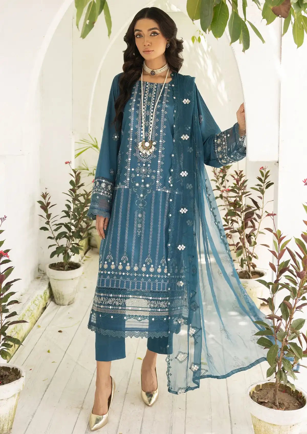 Ayla Zahra Singhar Luxury Emb Karandi'23 SNAZ 8 - Mohsin Saeed Fabrics