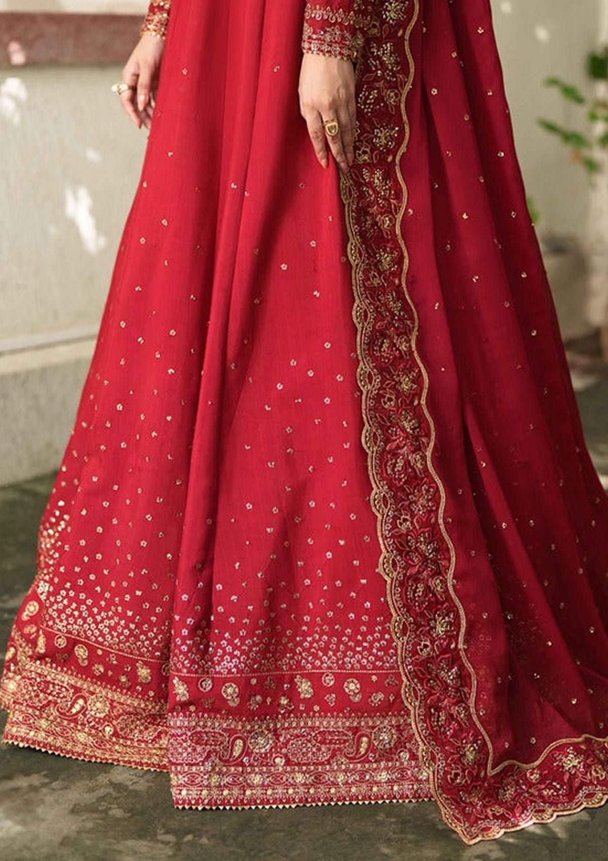 Neeshay Shagun Formals'26 -Roshanara