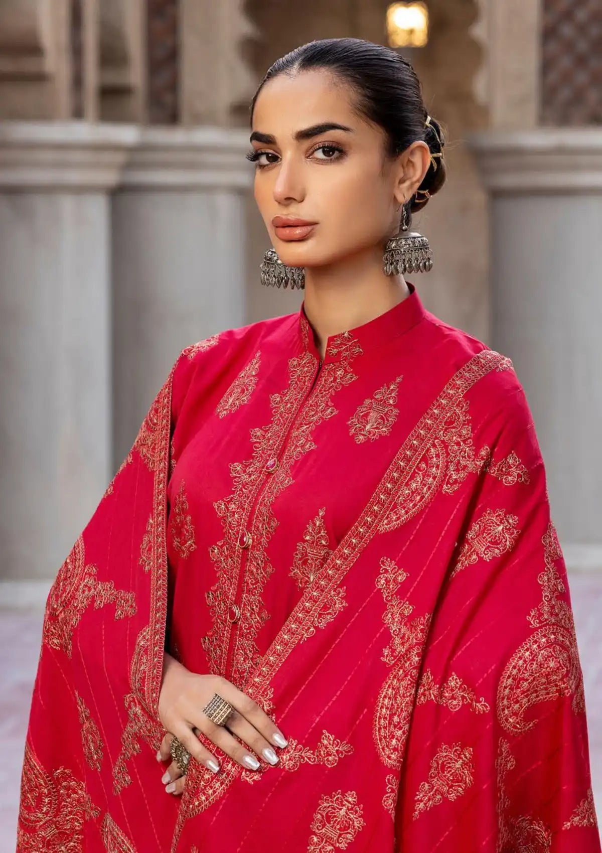 mohsin-saeed-fabrics-is-selling-online-and-in stores-Luxury-daily-wear-wedding-wear-formal-wear-in-budgeted-price-This-product-is-from-khoobsurat-noor-e-chasham-lawn25-l-12-is-available-on-Mohsin-saeed-fabrics-website.