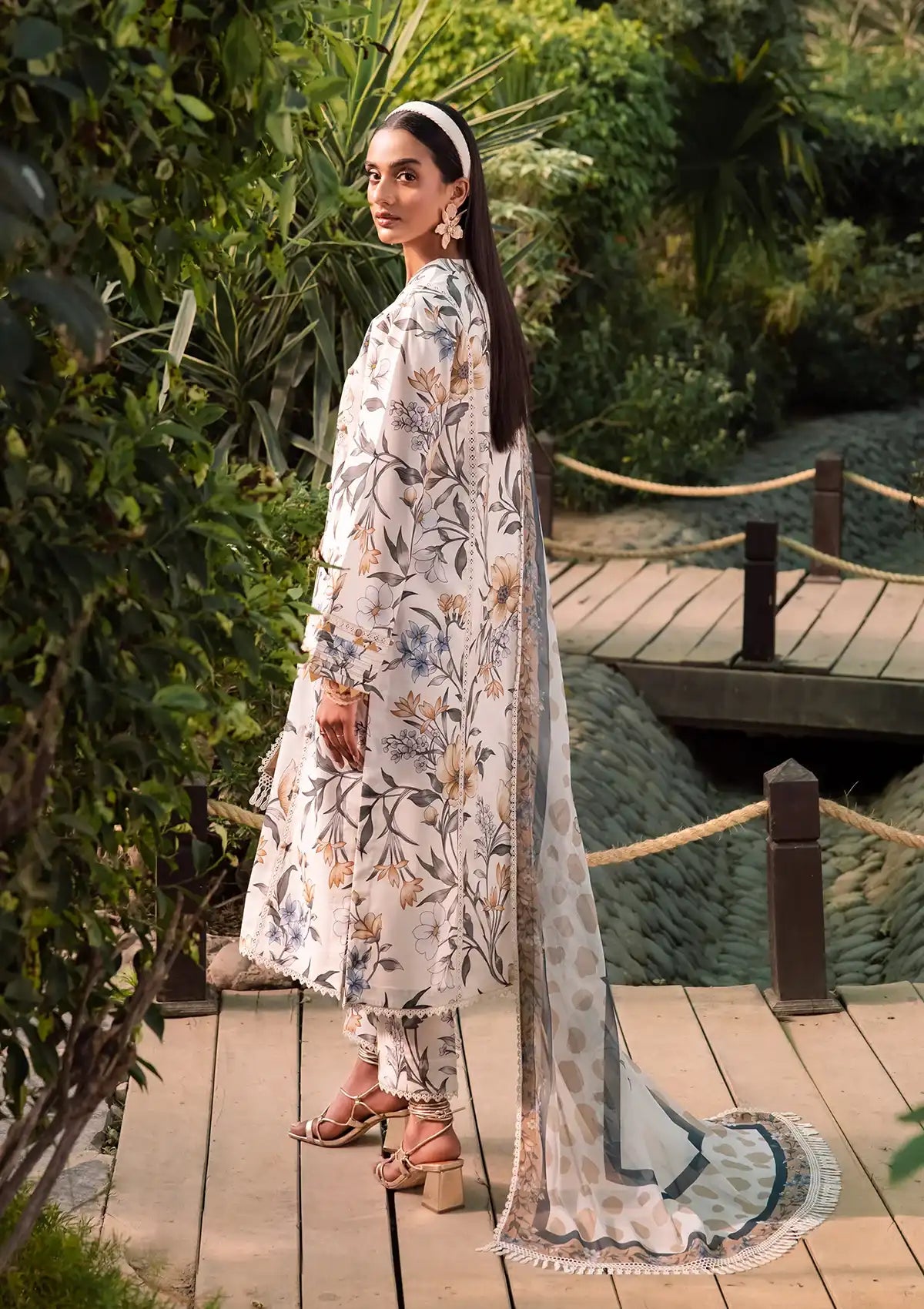 Alizeh Sheen Prints'24 Vol-02 AF-6016-GARDENIA - Mohsin Saeed Fabrics