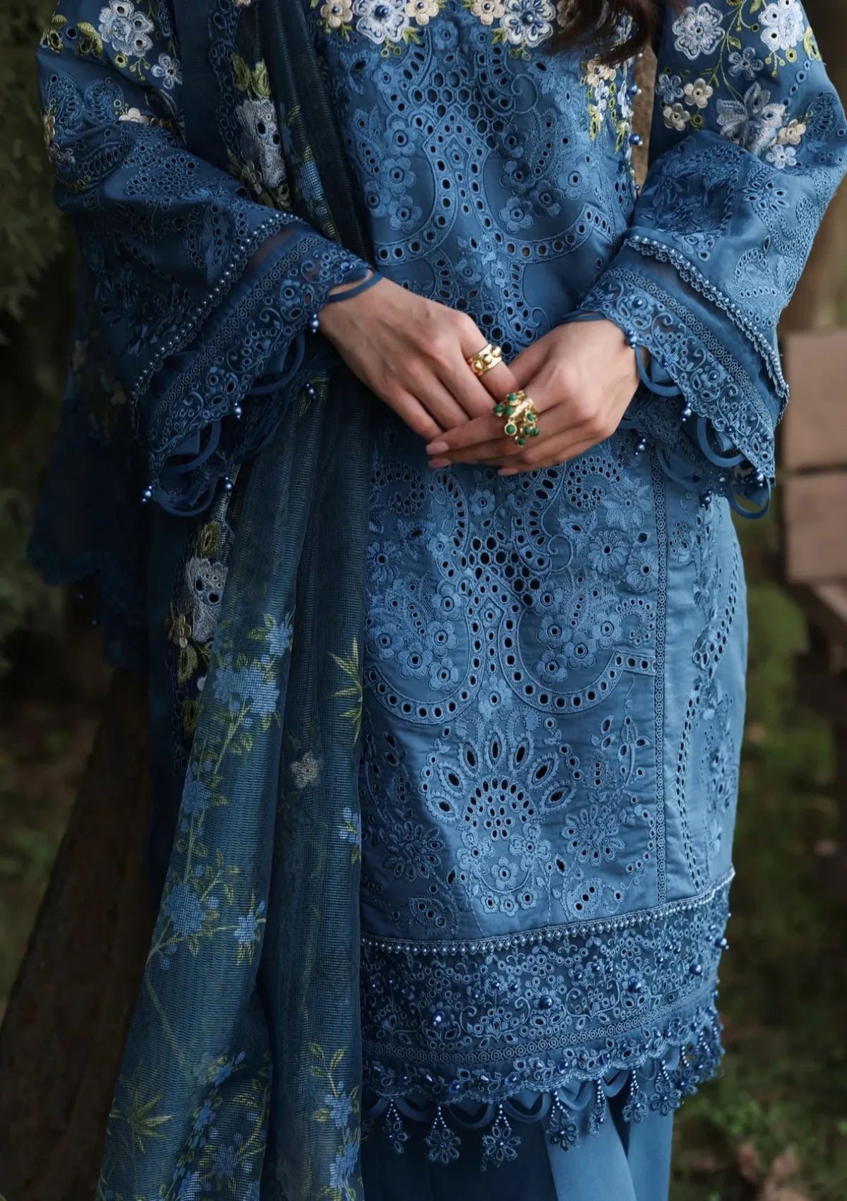 Sardinia Tales Of Petals'26 D-1506 BLUE BLOSSOMS