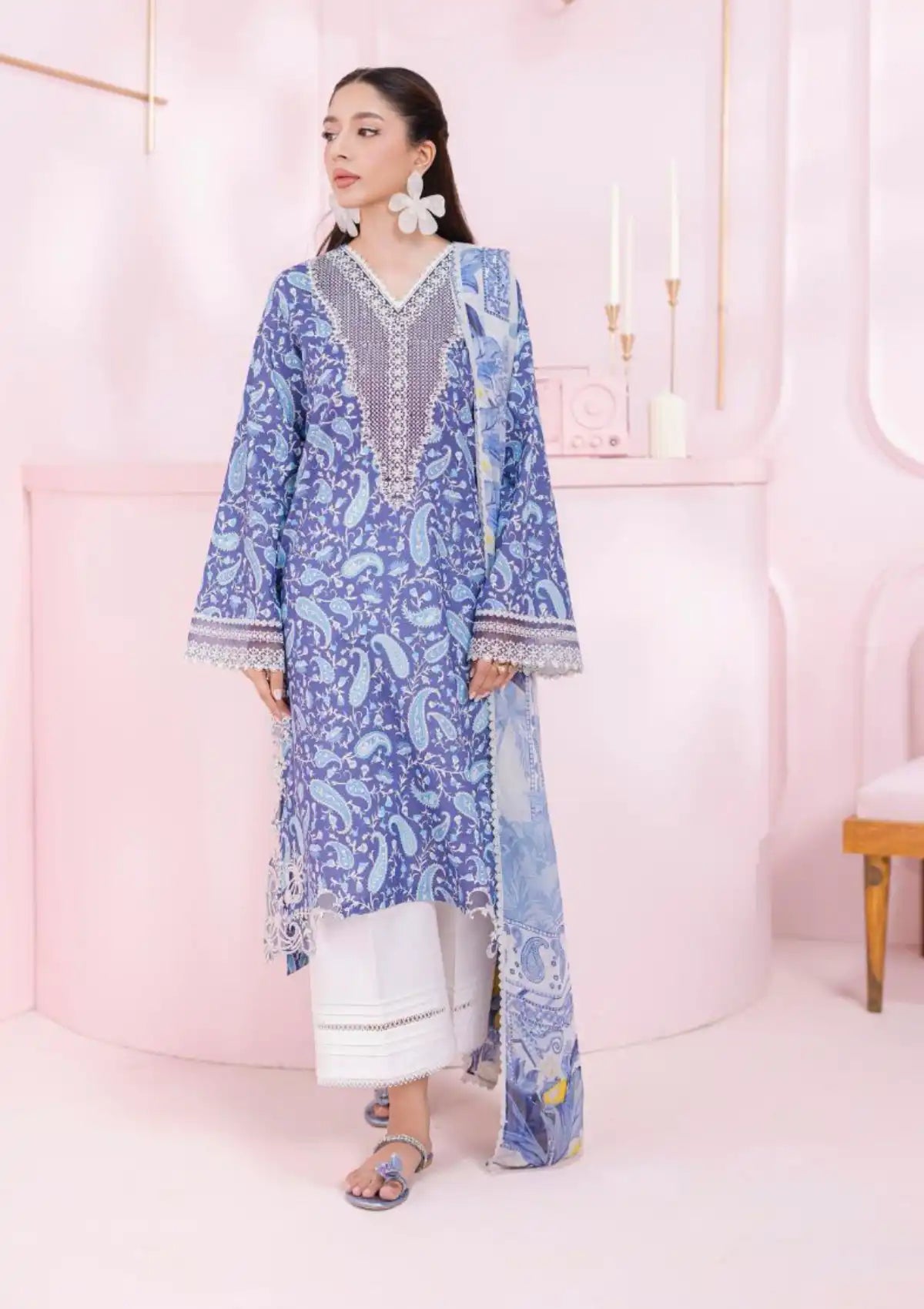 mohsin-saeed-fabrics-affordable-luxury-outfits-for-daily-formal-and-wedding-wear-This-product-is-from-qalamkar-qprints-lawn25-vol-2-em-10a-riley-is-available-on-Mohsin-saeed-fabrics-website.