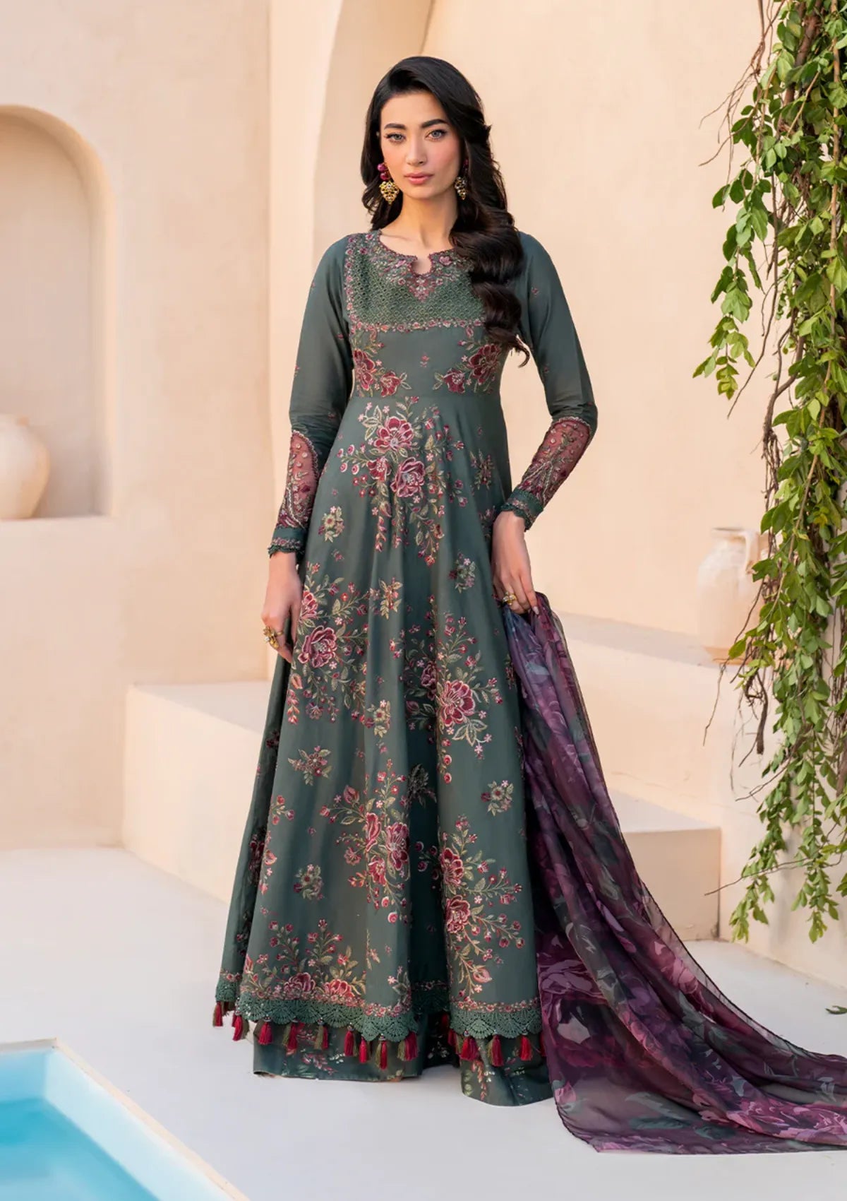 mohsin-saeed-fabrics-affordable-luxury-outfits-for-daily-formal-and-wedding-wear-This-product-is-from-iznik-festive-eid-lawn25-efl-11-is-available-on-Mohsin-saeed-fabrics-website.