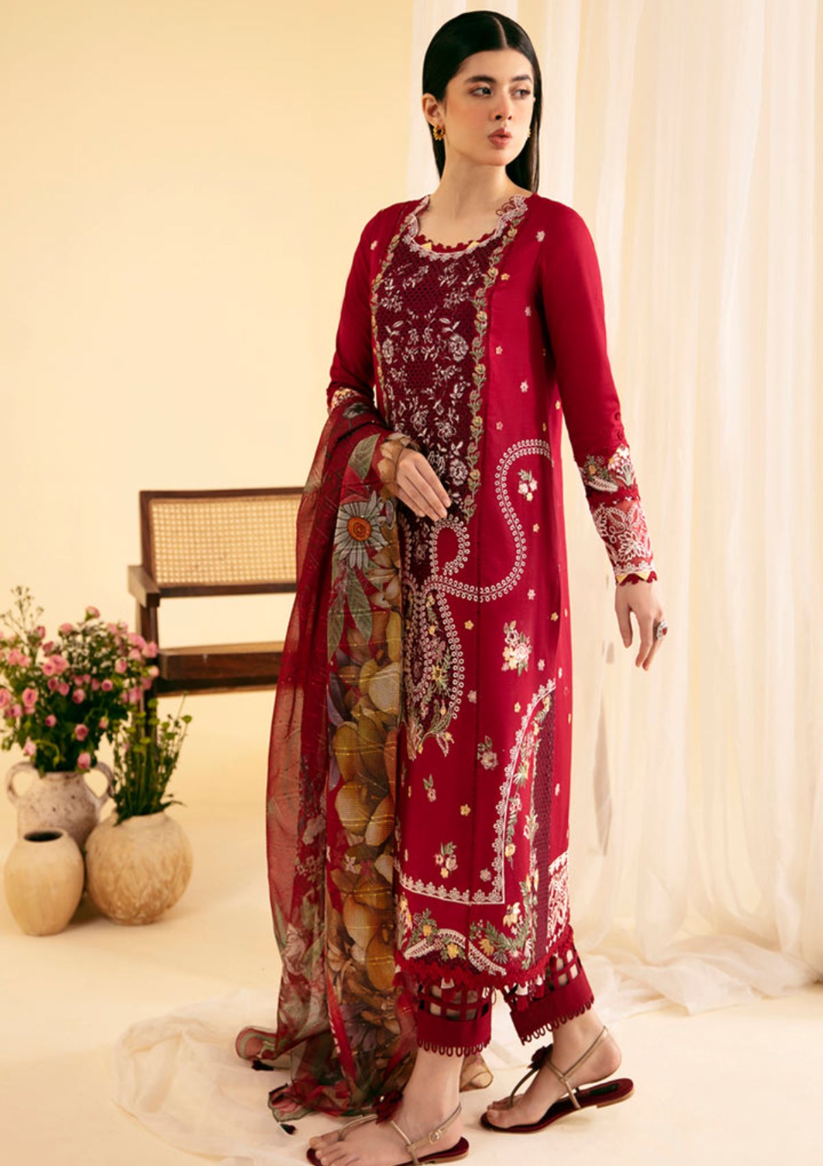 Qalamkar Qlinekari Luxury Lawn'24 SQ-04 LARMINA