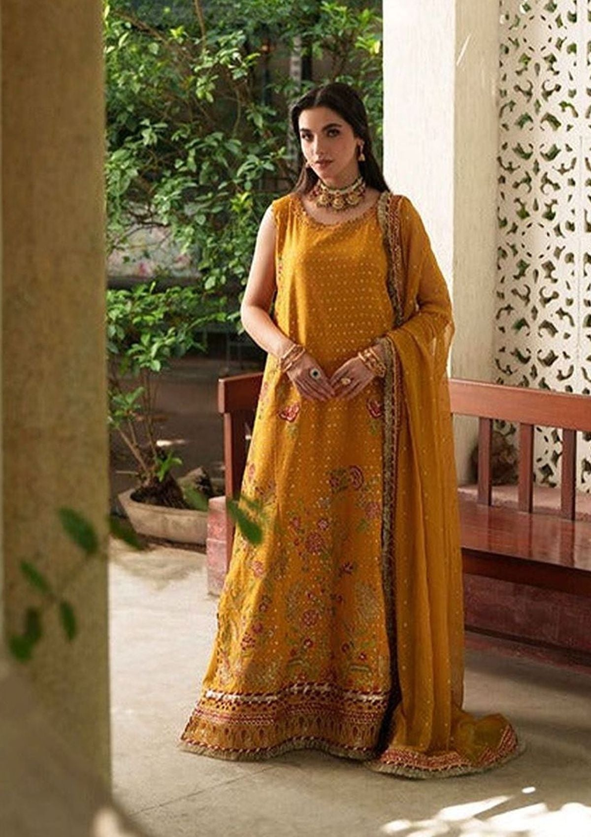 Neeshay Shagun Formals'26 -Zarina