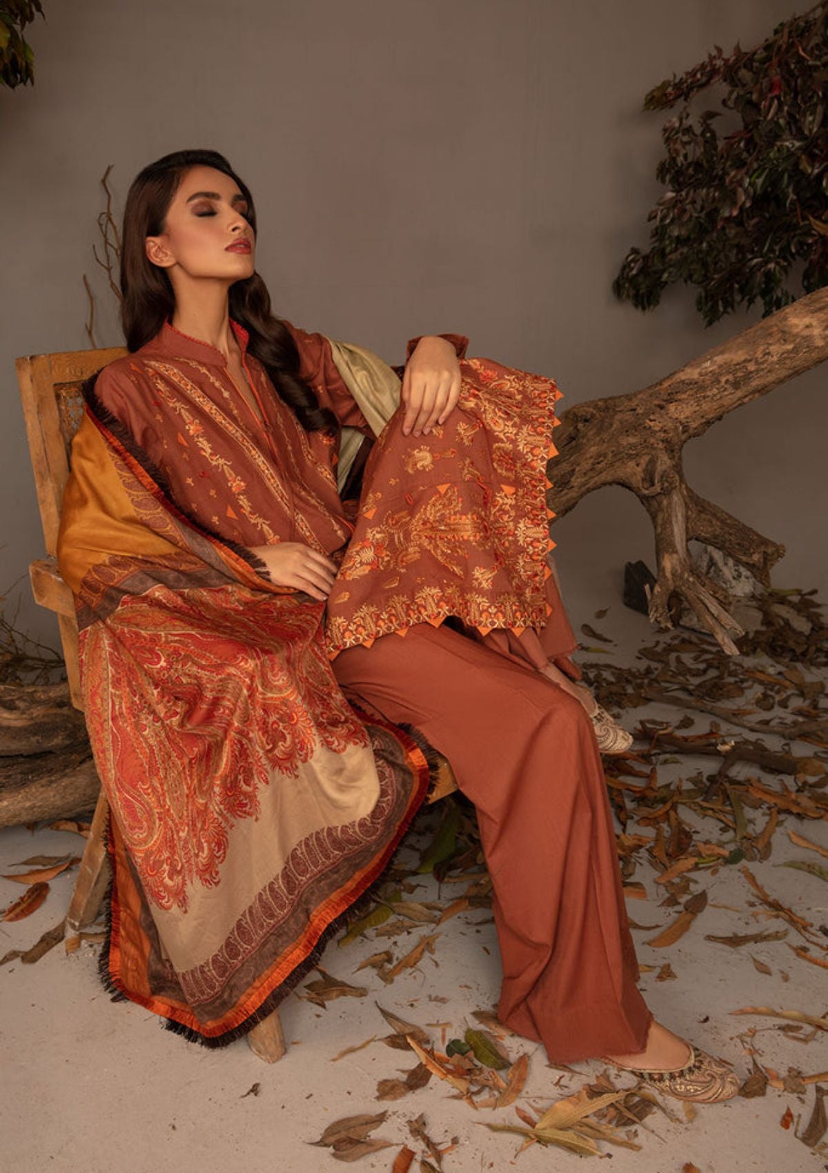 Sobia Nazir Autumn Winter'23 D-05A - Mohsin Saeed Fabrics
