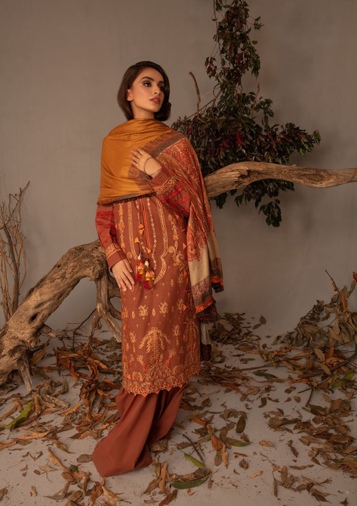 Sobia Nazir Autumn Winter'23 D-05A - Mohsin Saeed Fabrics