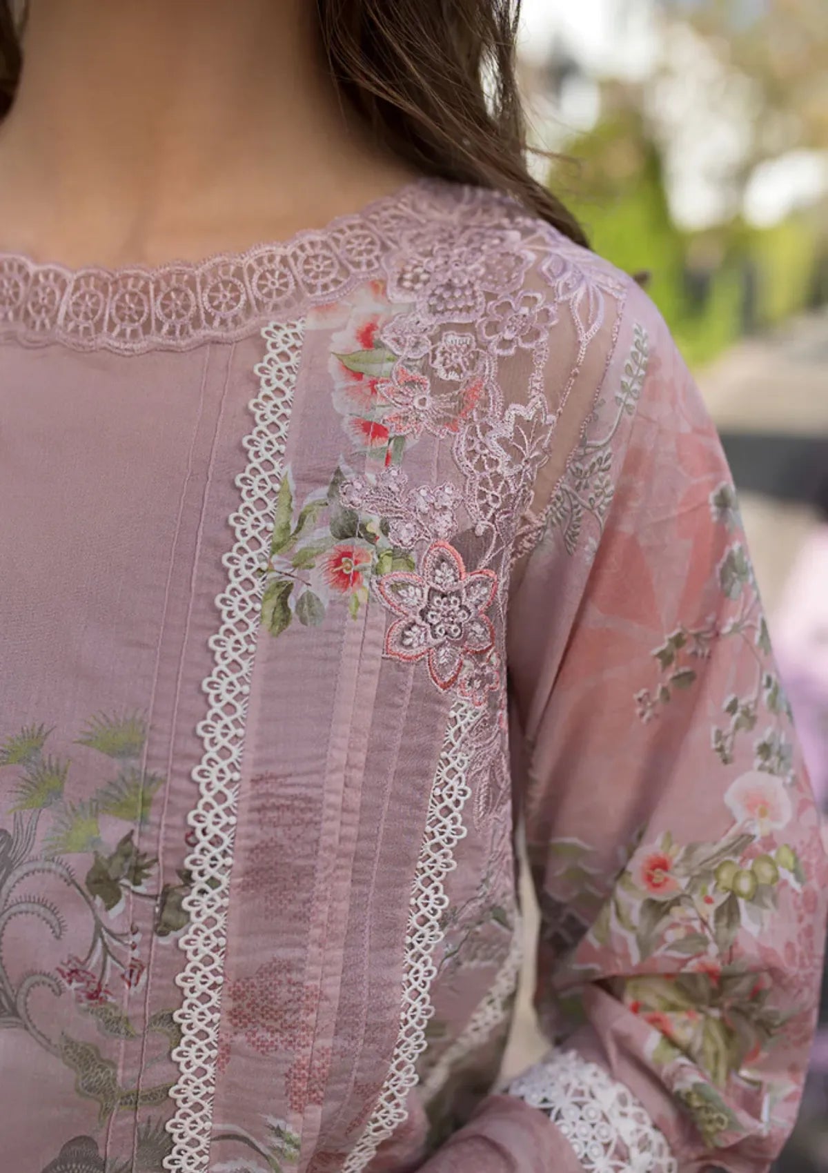 mohsin-saeed-fabrics-luxury-fashion-collection-daily-wear-wedding-and-formal-in-budget-This-product-is-from-sobia-nazir-sn-basics-printed-lawn25-d-05a-is-available-on-Mohsin-saeed-fabrics-website.