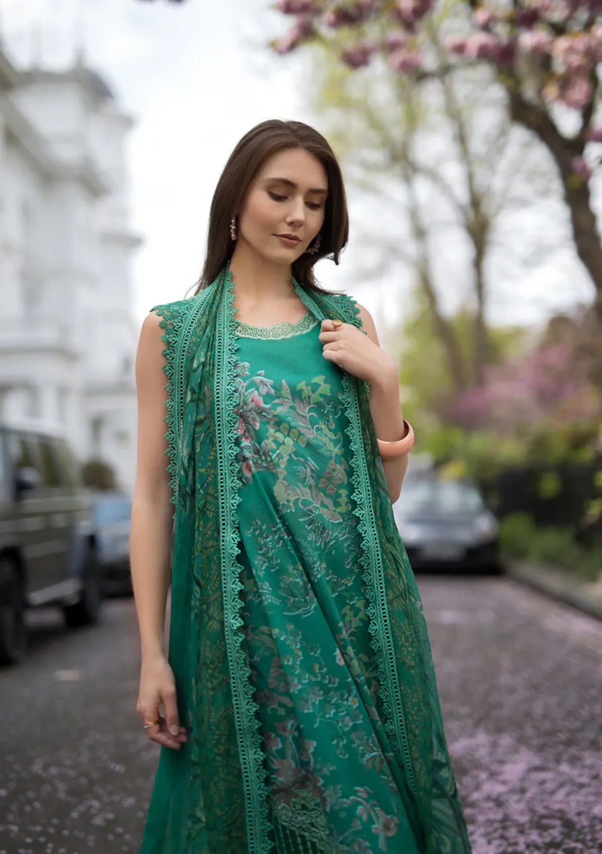 mohsin-saeed-fabrics-luxury-fashion-collection-daily-wear-wedding-and-formal-in-budget-This-product-is-from-sobia-nazir-sn-basics-printed-lawn25-d-05b-is-available-on-Mohsin-saeed-fabrics-website.
