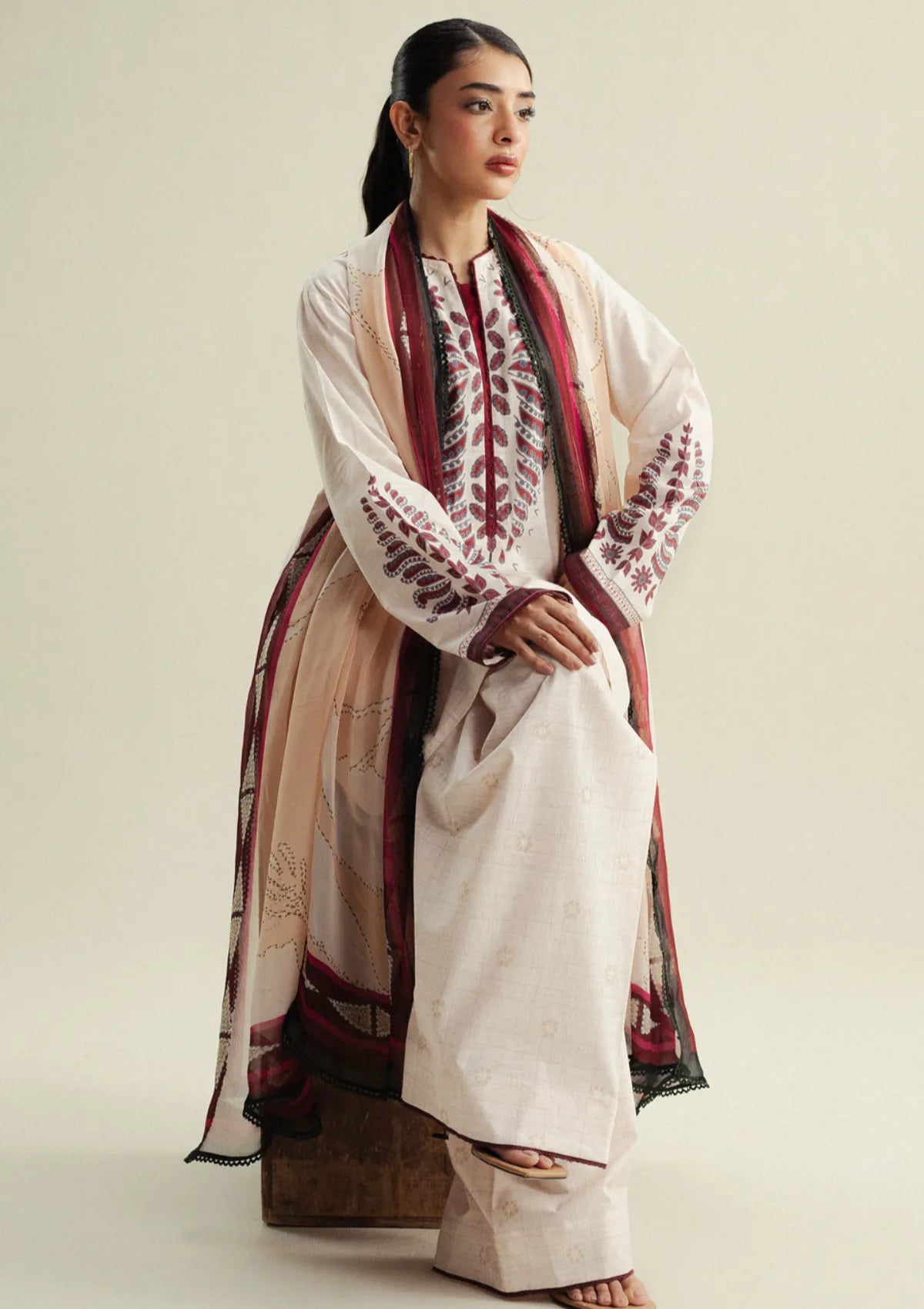 mohsin-saeed-fabrics-luxury-fashion-collection-daily-wear-wedding-and-formal-in-budget-This-product-is-from-coco-by-zara-shahjahan-drop-4-prints25-lilt-7b-is-available-on-Mohsin-saeed-fabrics-website.