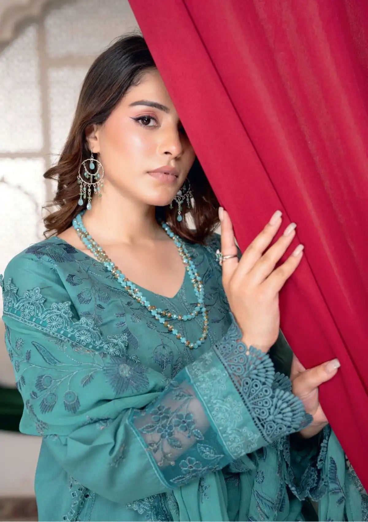 mohsin-saeed-fabrics-is-selling-online-and-in stores-Luxury-daily-wear-wedding-wear-formal-wear-in-budgeted-price-This-product-is-from-riaz-arts-dastak-luxury-lawn25-d-02-is-available-on-Mohsin-saeed-fabrics-website.