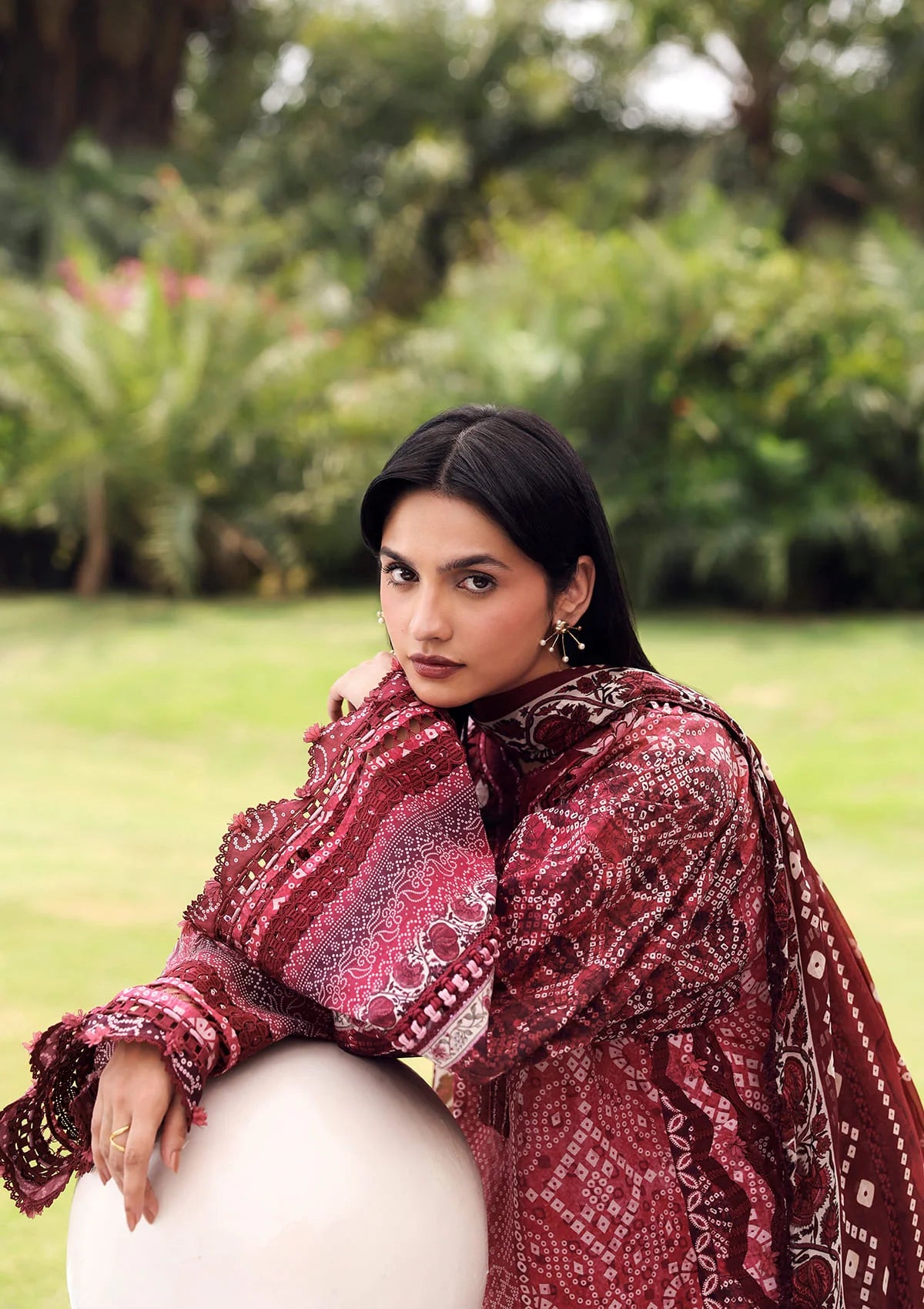 mohsin-saeed-fabrics-is-selling-online-and-in stores-Luxury-daily-wear-wedding-wear-formal-wear-in-budgeted-price-This-product-is-from-elaf-belladore-prints-lawn26-epa-05b-montrose is-available-on-Mohsin-saeed-fabrics-website.