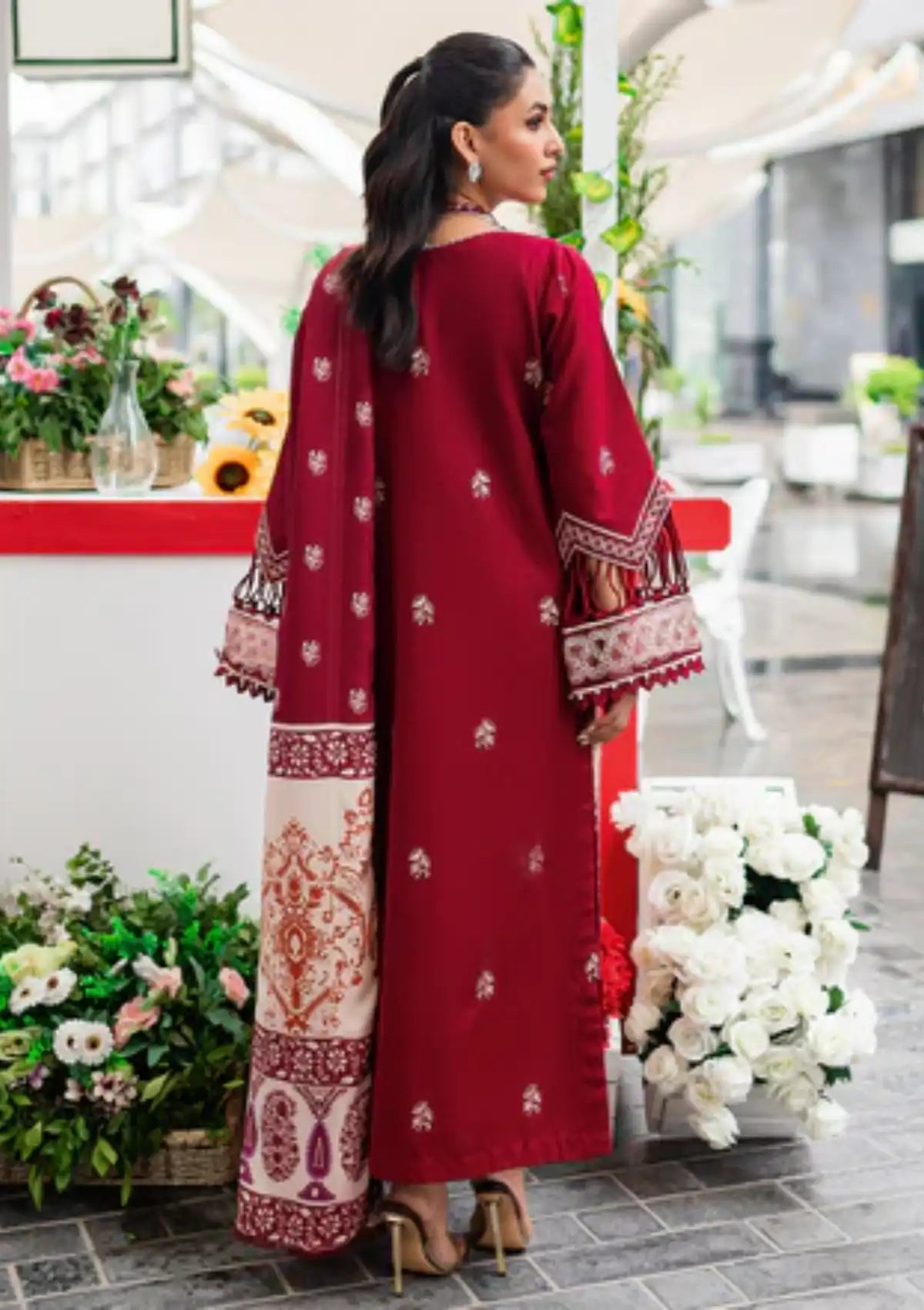 Parishay Nuray-e-Nazar Winter'23 NNF-05 - Mohsin Saeed Fabrics