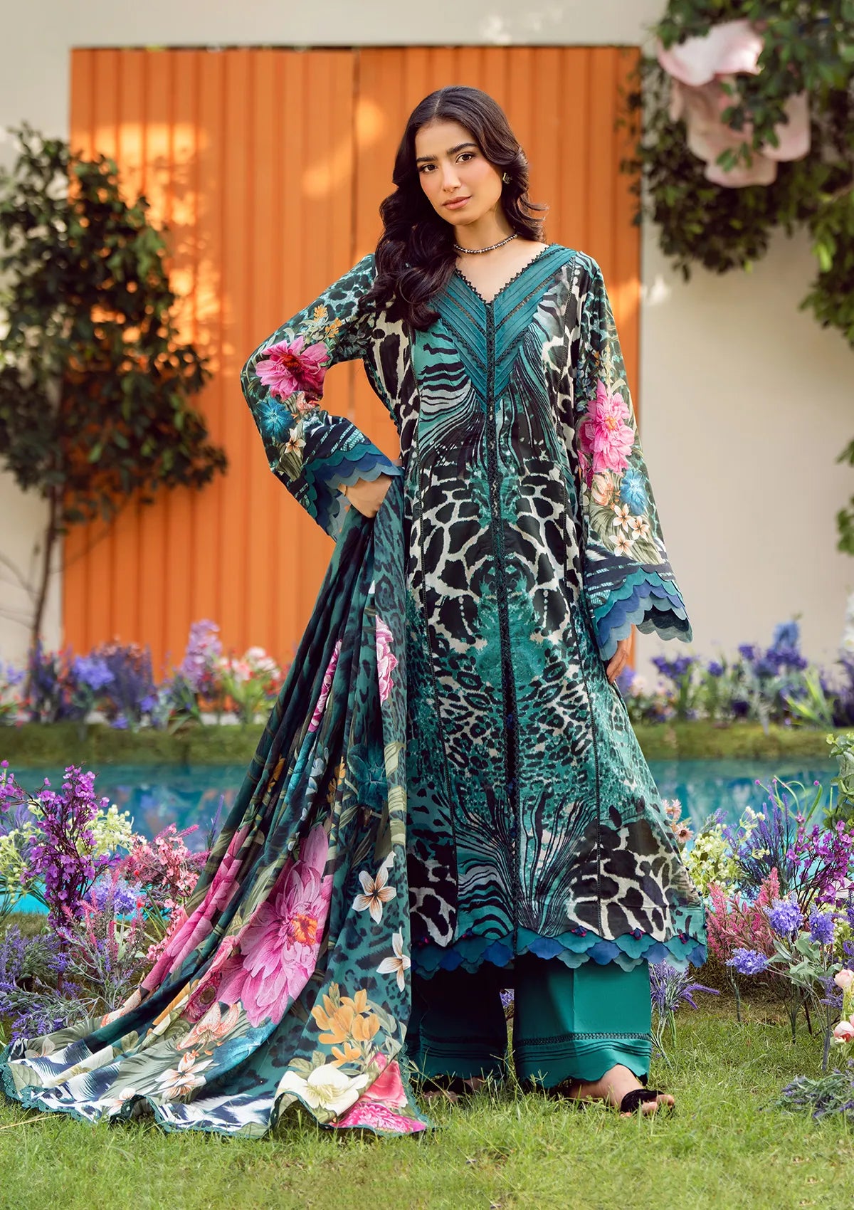 mohsin-saeed-fabrics-designer-daily-wear-formal-and-wedding-suits-within-budget-This-product-is-from-elaf-prints-lawn25-vol-2-eps-4a-sable-luxe-is-available-on-Mohsin-saeed-fabrics-website.