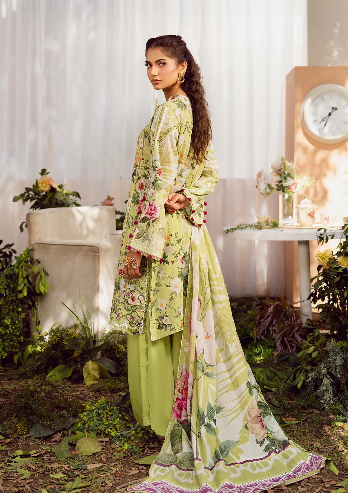 mohsin-saeed-fabrics-designer-daily-wear-formal-and-wedding-suits-within-budget-This-product-is-from-elaf-prints-lawn25-vol-2-eps-5a-lush-radiance-is-available-on-Mohsin-saeed-fabrics-website.