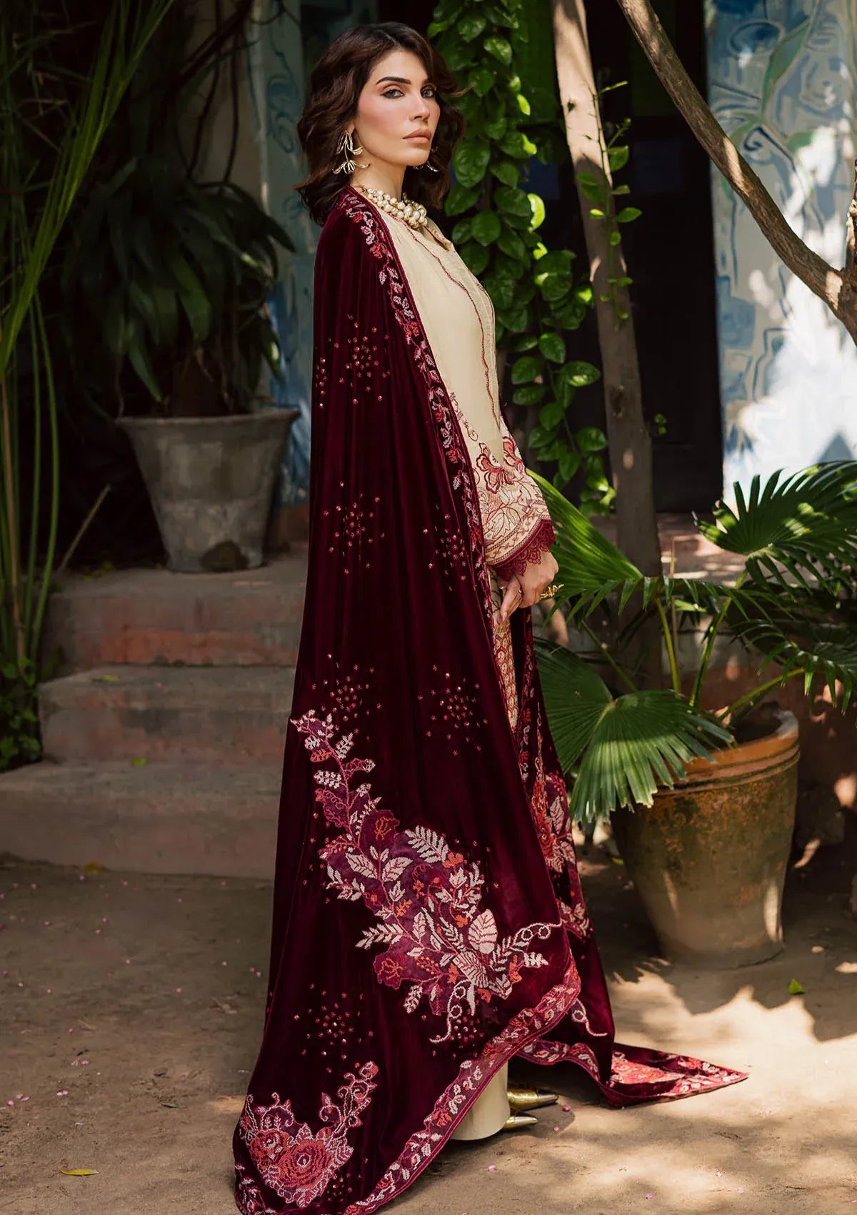 Nureh Exclusive Luxury Velvet Shawl'25 NE-181