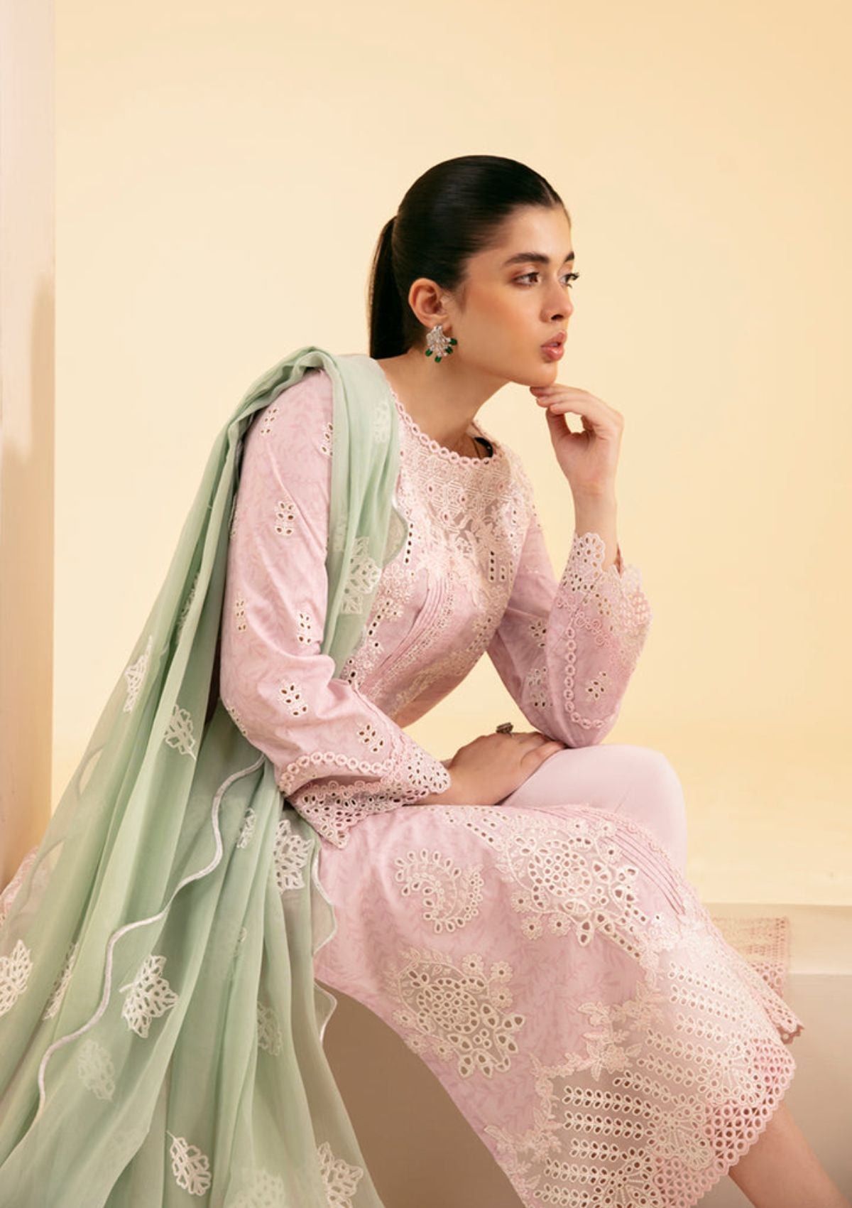 Qalamkar Qlinekari Luxury Lawn'24 SQ-02 ASEMA - Mohsin Saeed Fabrics