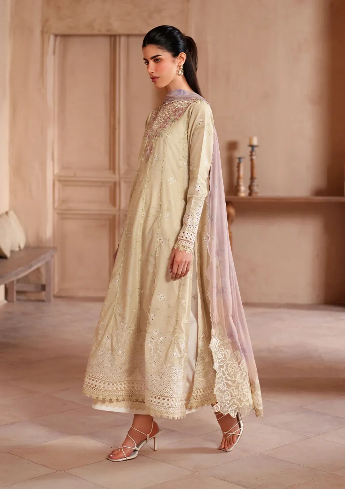 Iznik Eid Emb Lawn'26 EL-10