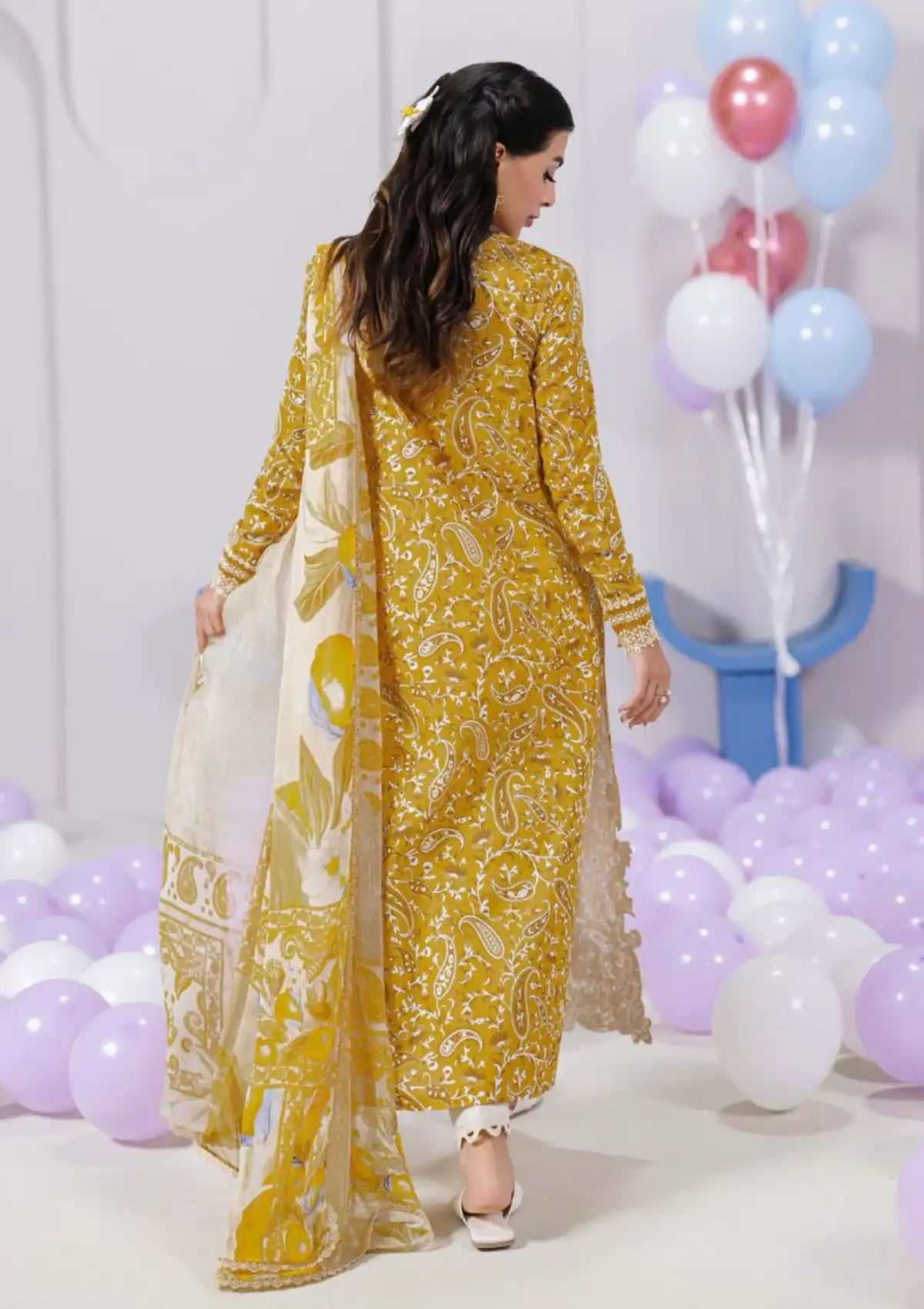 mohsin-saeed-fabrics-affordable-luxury-outfits-for-daily-formal-and-wedding-wear-This-product-is-from-qalamkar-qprints-lawn25-vol-2-em-10b-adele-is-available-on-Mohsin-saeed-fabrics-website.