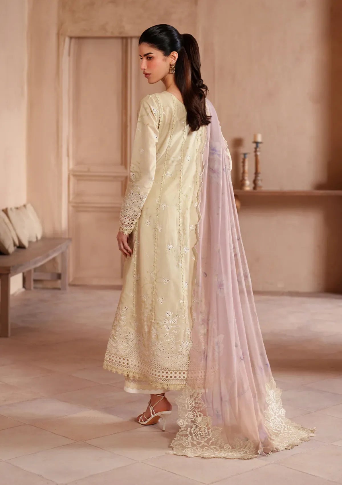 Iznik Eid Emb Lawn'26 EL-10