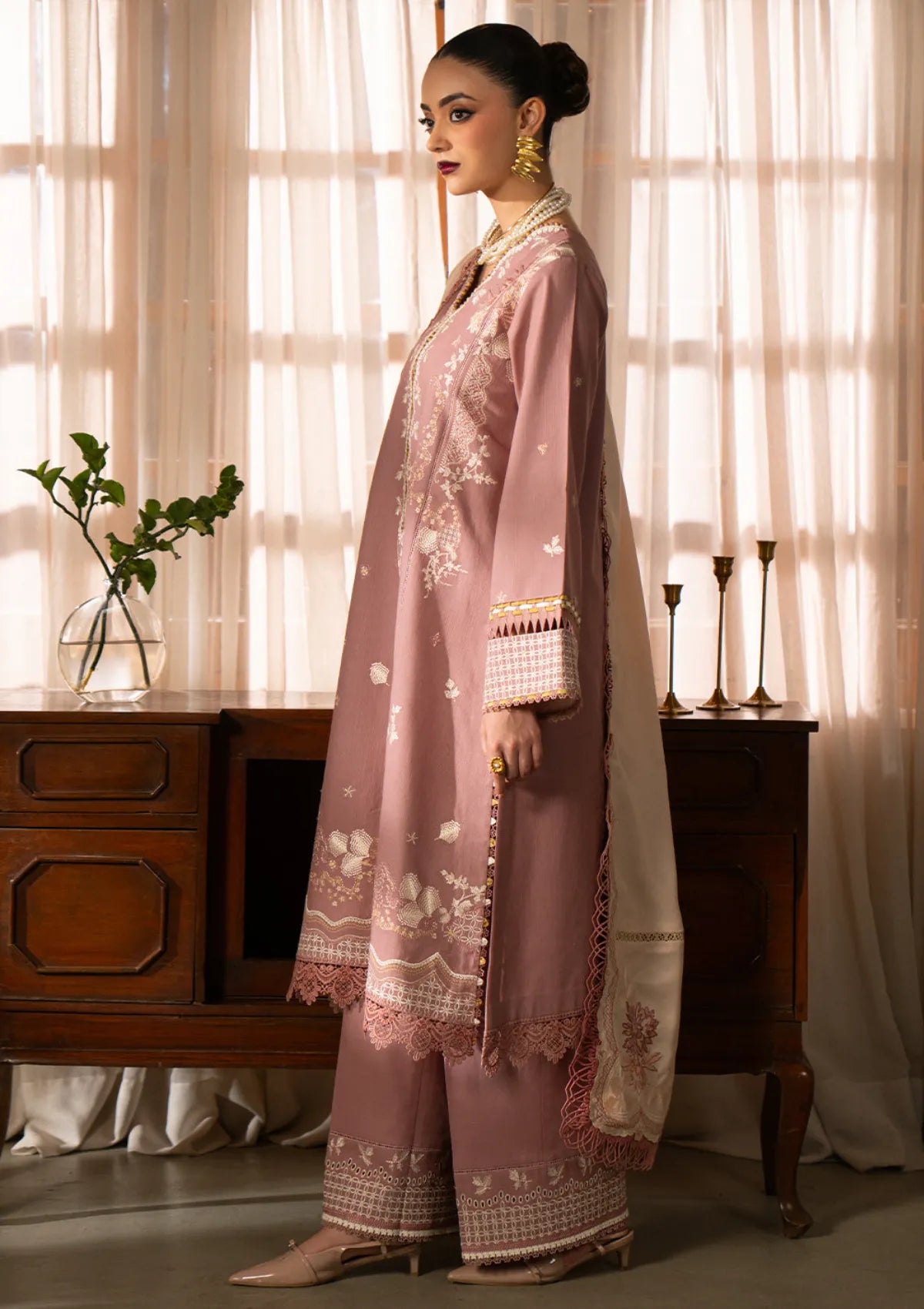 Bin Ilyas Gulrukh Winter Khaddar'25 D-62-A