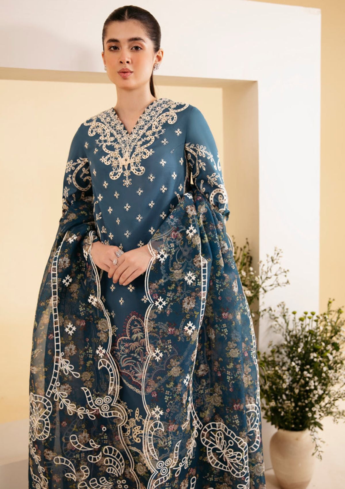 Qalamkar Qlinekari Luxury Lawn'24 SQ-05 ELA