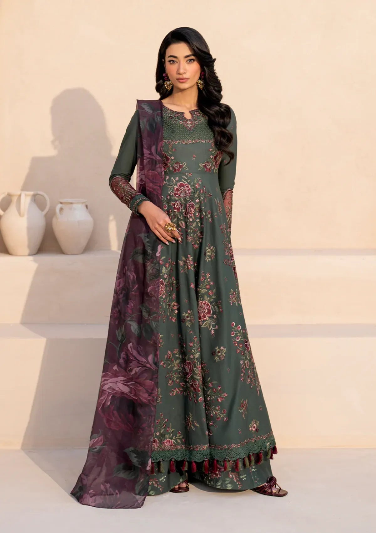 mohsin-saeed-fabrics-affordable-luxury-outfits-for-daily-formal-and-wedding-wear-This-product-is-from-iznik-festive-eid-lawn25-efl-11-is-available-on-Mohsin-saeed-fabrics-website.