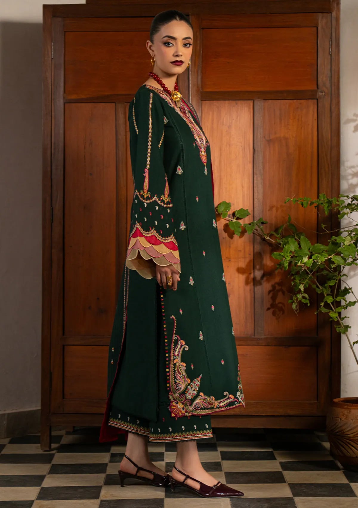 Bin Ilyas Gulrukh Winter Khaddar'25 D-64-B