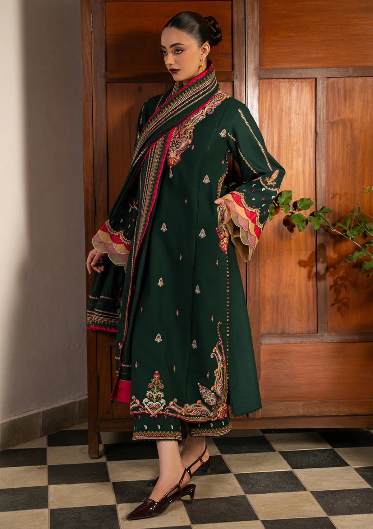 Bin Ilyas Gulrukh Winter Khaddar'25 D-64-B