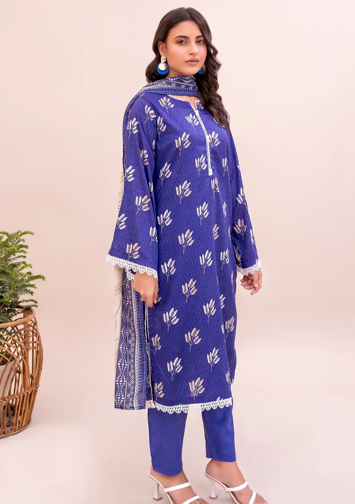 mohsin-saeed-fabrics-affordable-luxury-outfits-for-daily-formal-and-wedding-wear-This-product-is-from-sohaye-premium-lawn25-d-12-is-available-on-Mohsin-saeed-fabrics-website.