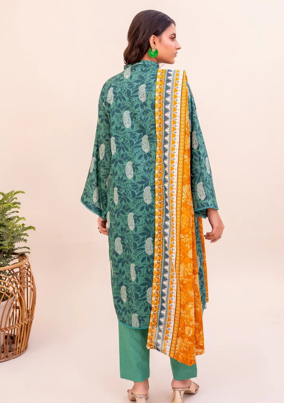mohsin-saeed-fabrics-affordable-luxury-outfits-for-daily-formal-and-wedding-wear-This-product-is-from-sohaye-premium-lawn25-d-05-is-available-on-Mohsin-saeed-fabrics-website.