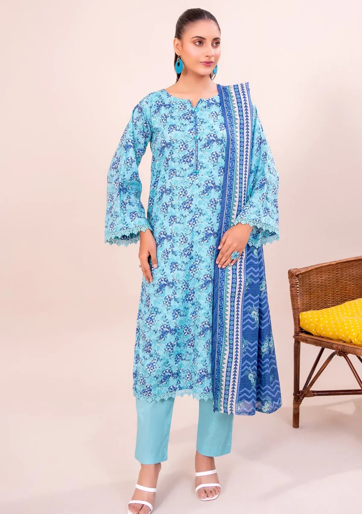 mohsin-saeed-fabrics-affordable-luxury-outfits-for-daily-formal-and-wedding-wear-This-product-is-from-sohaye-premium-lawn25-d-09-is-available-on-Mohsin-saeed-fabrics-website.