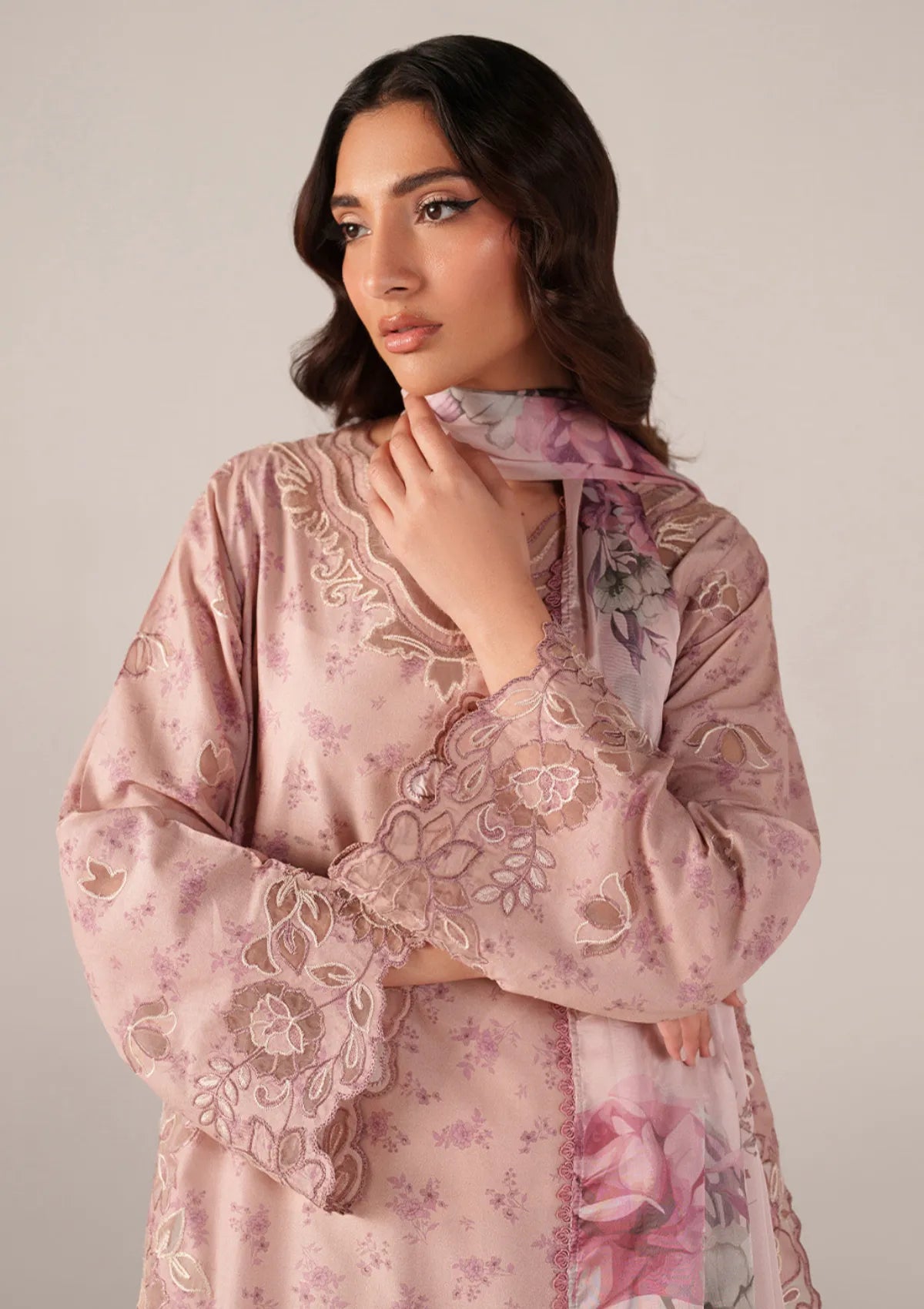 Iznik Spring Summer'26 SS-05