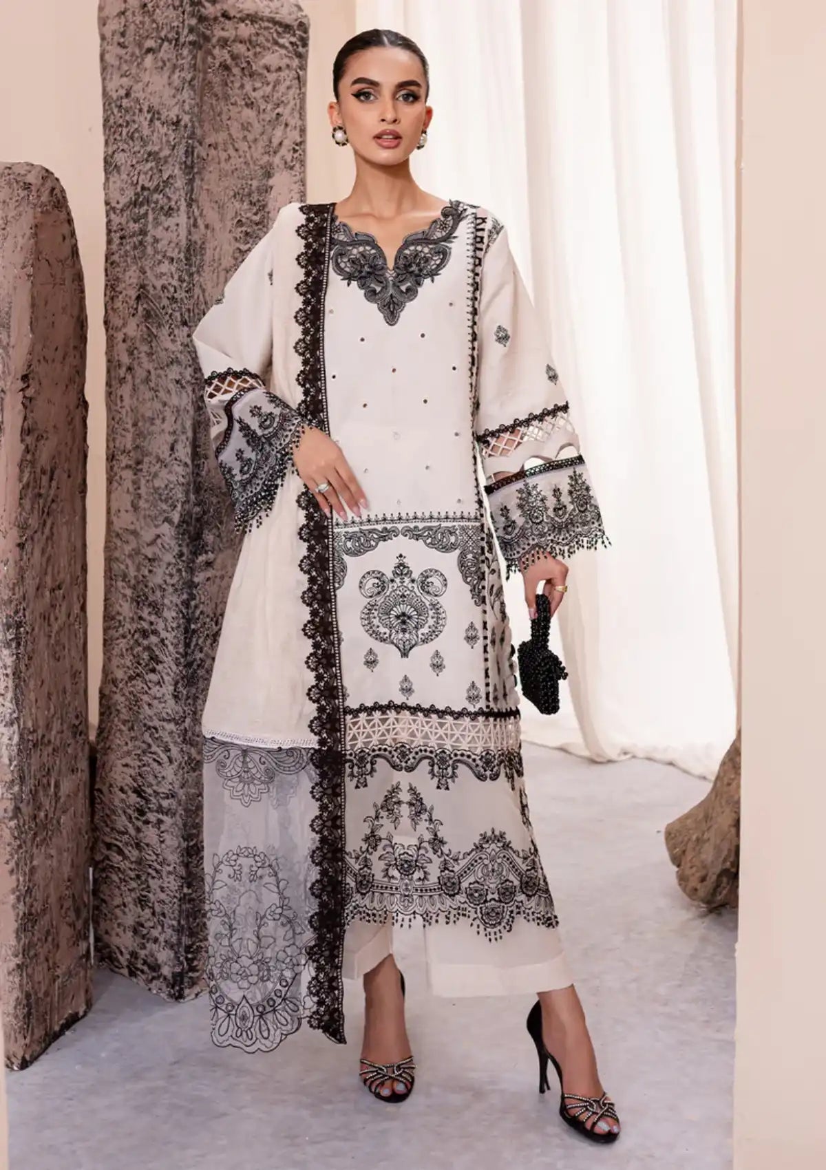 Parishay Regalia Festive Summer'24 RL-10 - Mohsin Saeed Fabrics