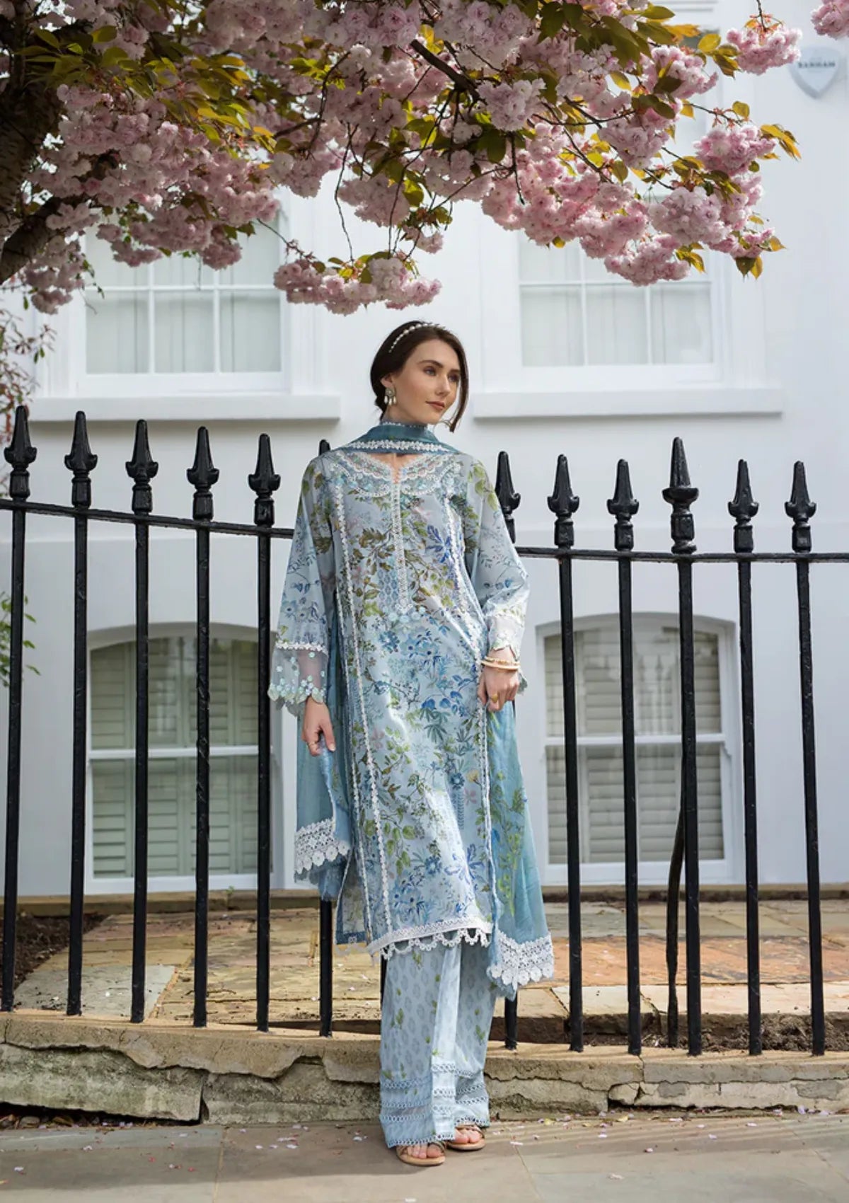 mohsin-saeed-fabrics-luxury-fashion-collection-daily-wear-wedding-and-formal-in-budget-This-product-is-from-sobia-nazir-sn-basics-printed-lawn25-d-06a-is-available-on-Mohsin-saeed-fabrics-website.
