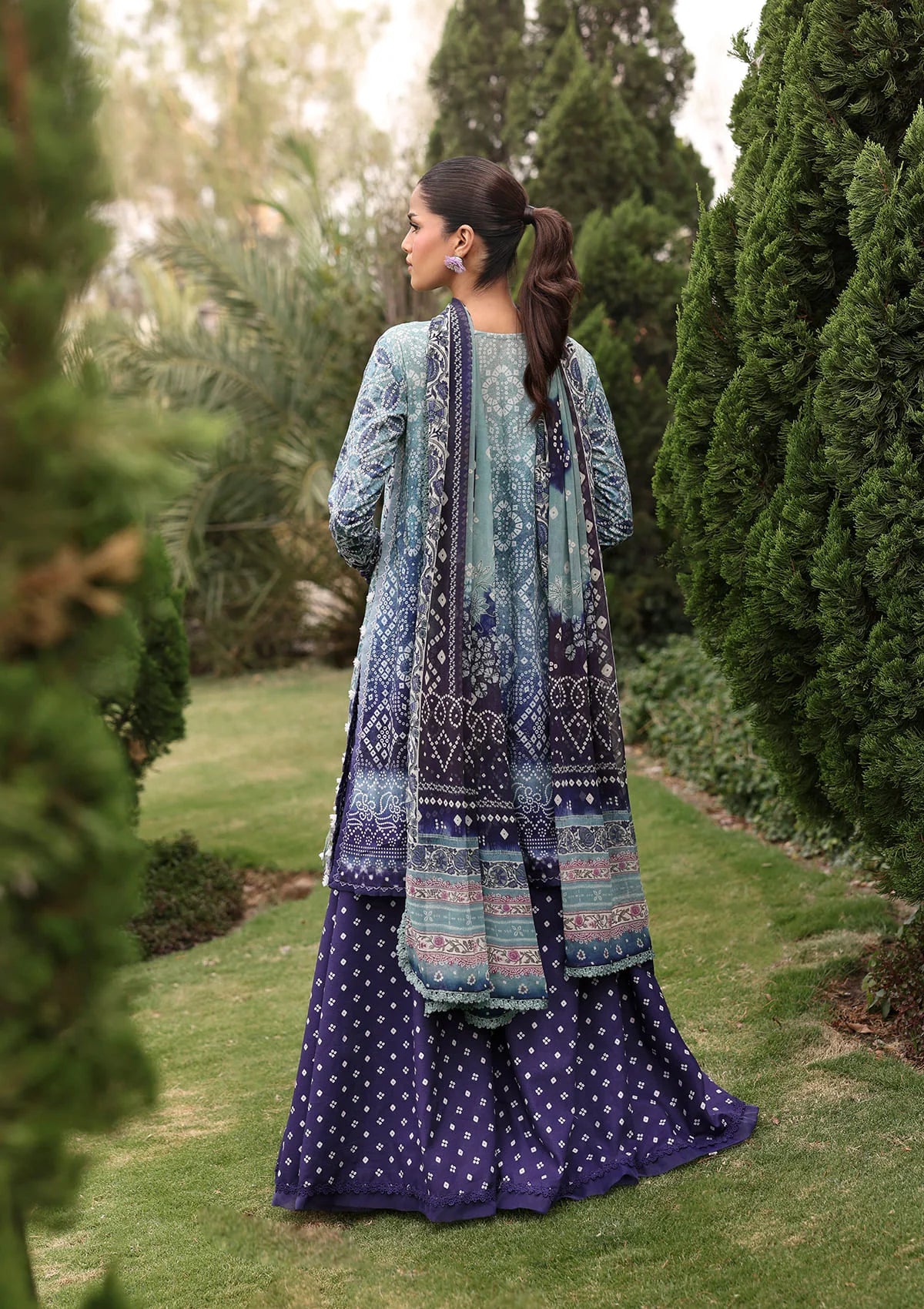 mohsin-saeed-fabrics-is-selling-online-and-in stores-Luxury-daily-wear-wedding-wear-formal-wear-in-budgeted-price-This-product-is-from-elaf-belladore-prints-lawn26-epa-05a-eclair is-available-on-Mohsin-saeed-fabrics-website.