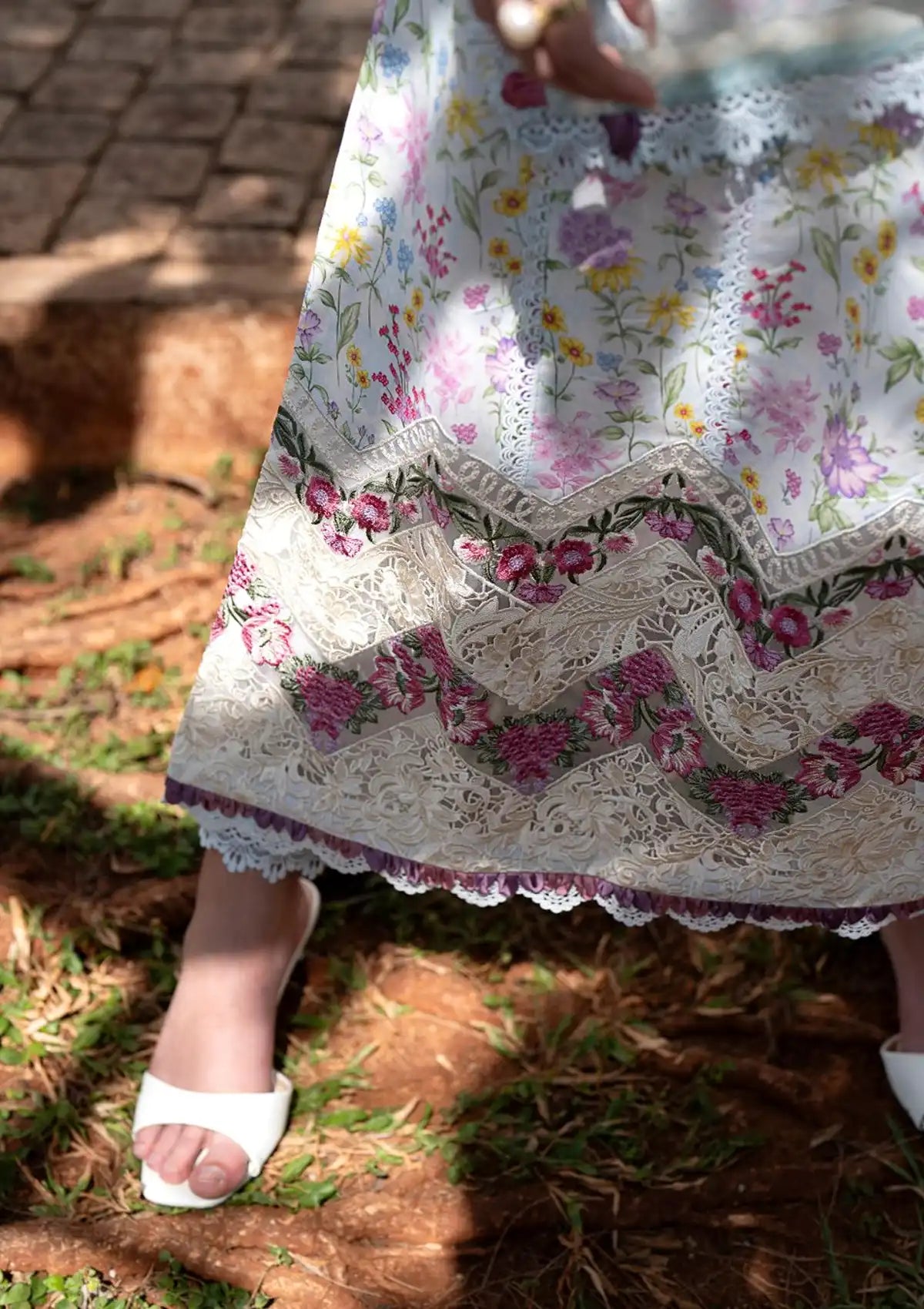 mohsin-saeed-fabrics-designer-daily-wear-formal-and-wedding-suits-within-budget-This-product-is-from-nofha-afsana-lawn25-d-06-pearls-is-available-on-Mohsin-saeed-fabrics-website.